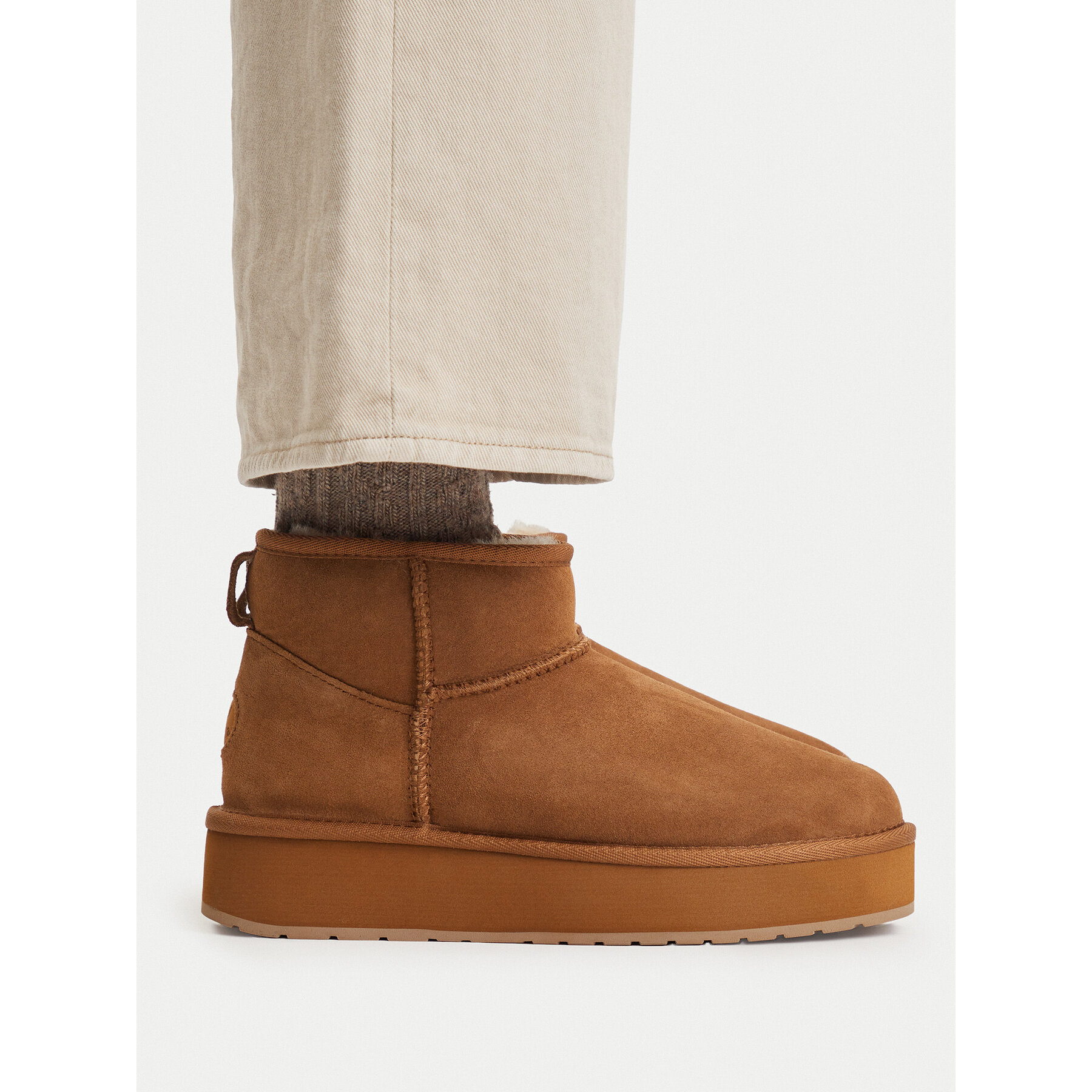 Sněhule EMU Australia Stinger Micro Flatform 2.0 W13296 Hnědá