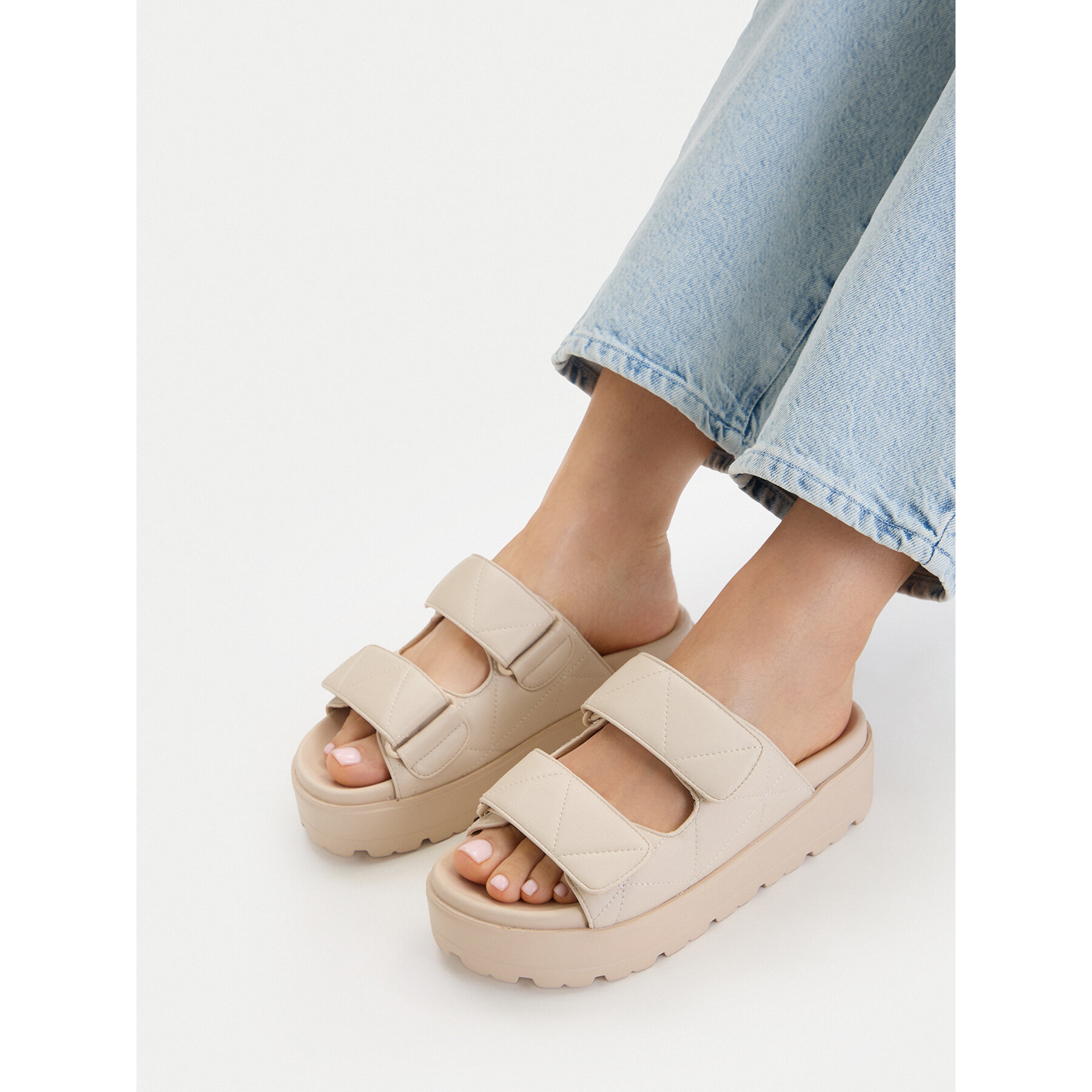 Παντόφλες DeeZee CEO-R25SS09248 Εκρού