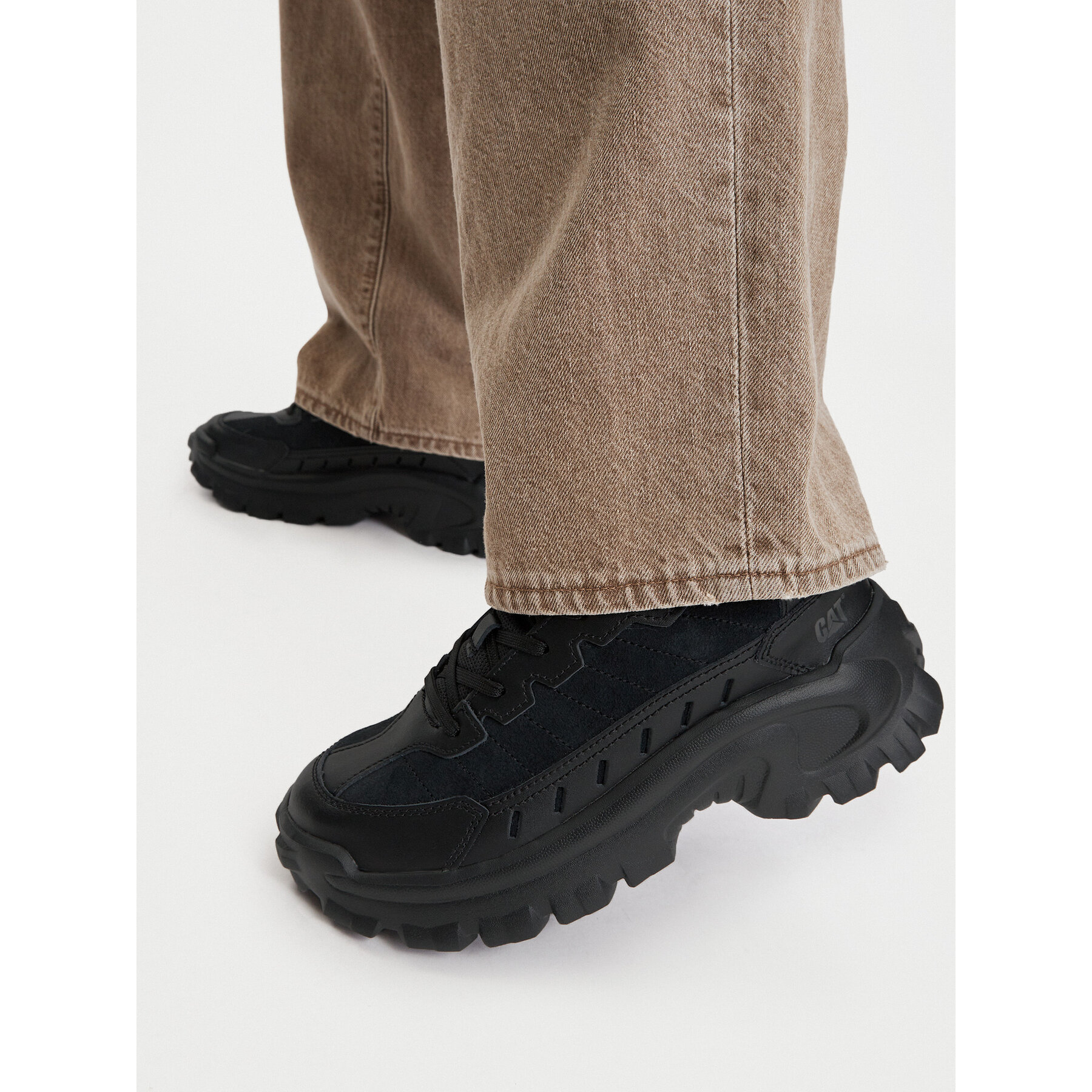 Sneakersy CAT Footwear Intruder Lite P726092 Čierna