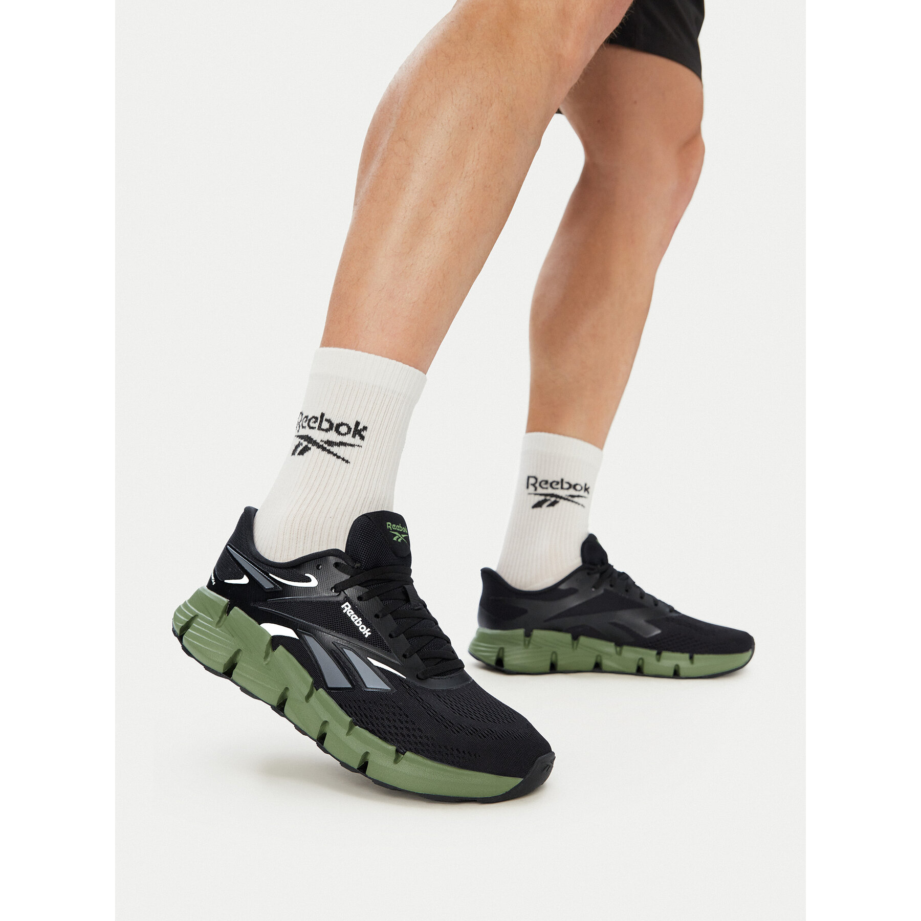 Tekaški čevlji Reebok EO-ZIG DYNAMICA 6 100263919 Črna