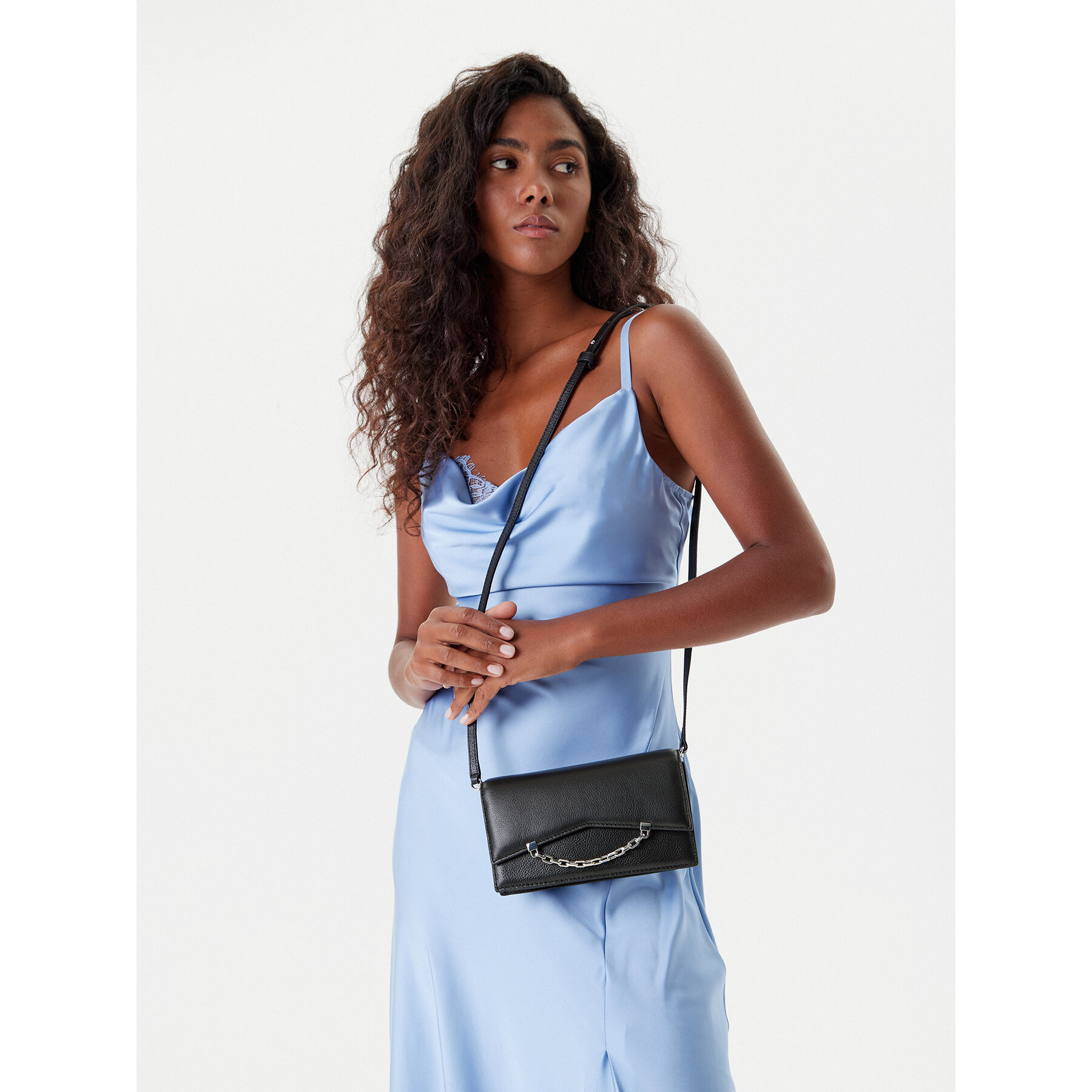 Дамска чанта KARL LAGERFELD A1W32037 Черен