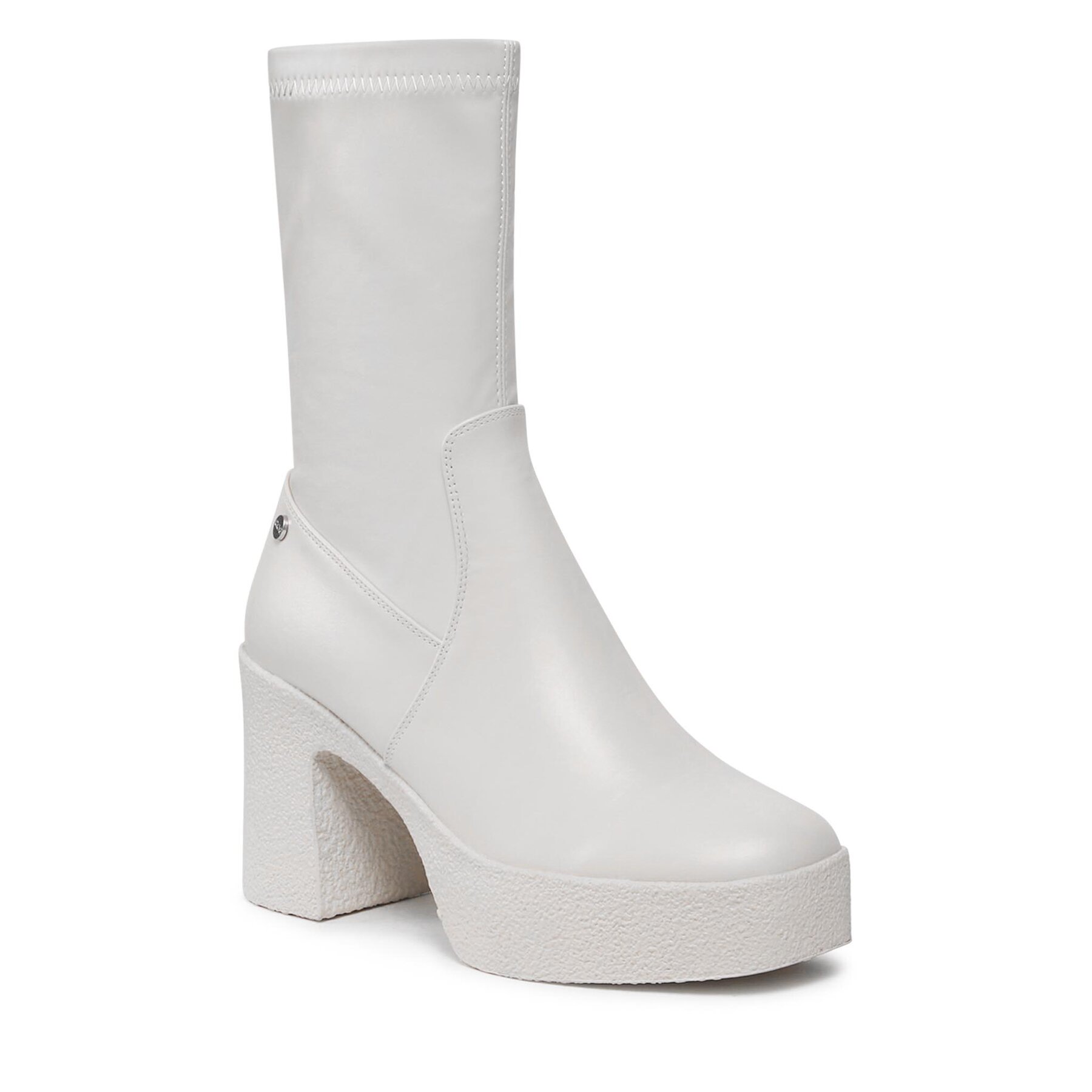 Botines GOE MM2N4049 Beis