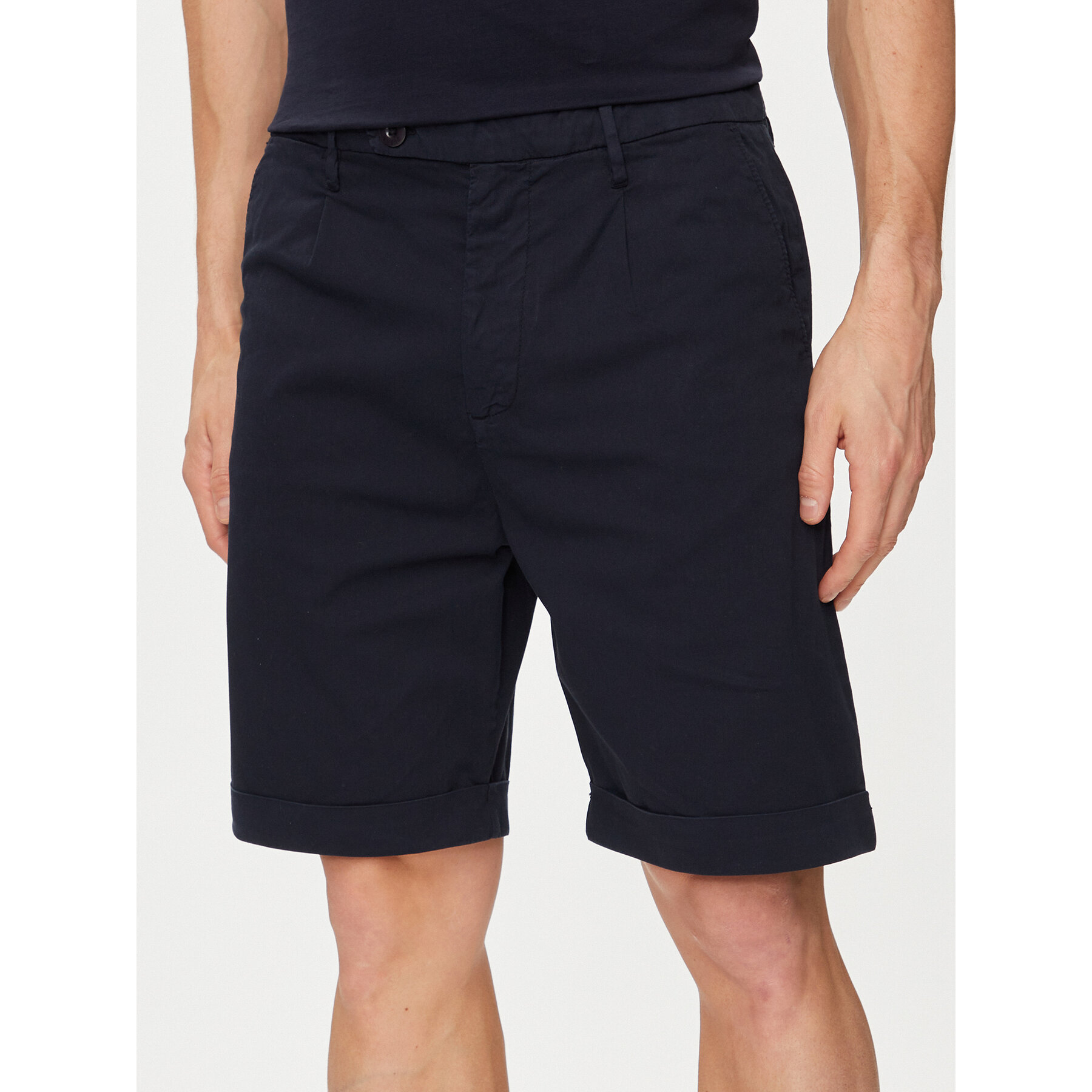 Guess Stoffshorts Noah M4GD14 WG3QA Dunkelblau Slim Fit