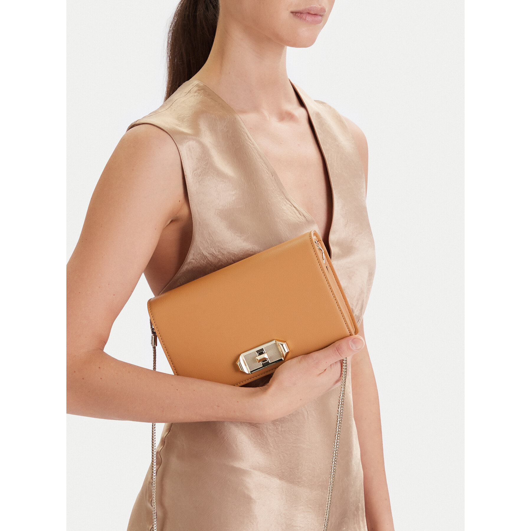 Дамска чанта Nine West EO-Bellis-LX20070 Кафяв