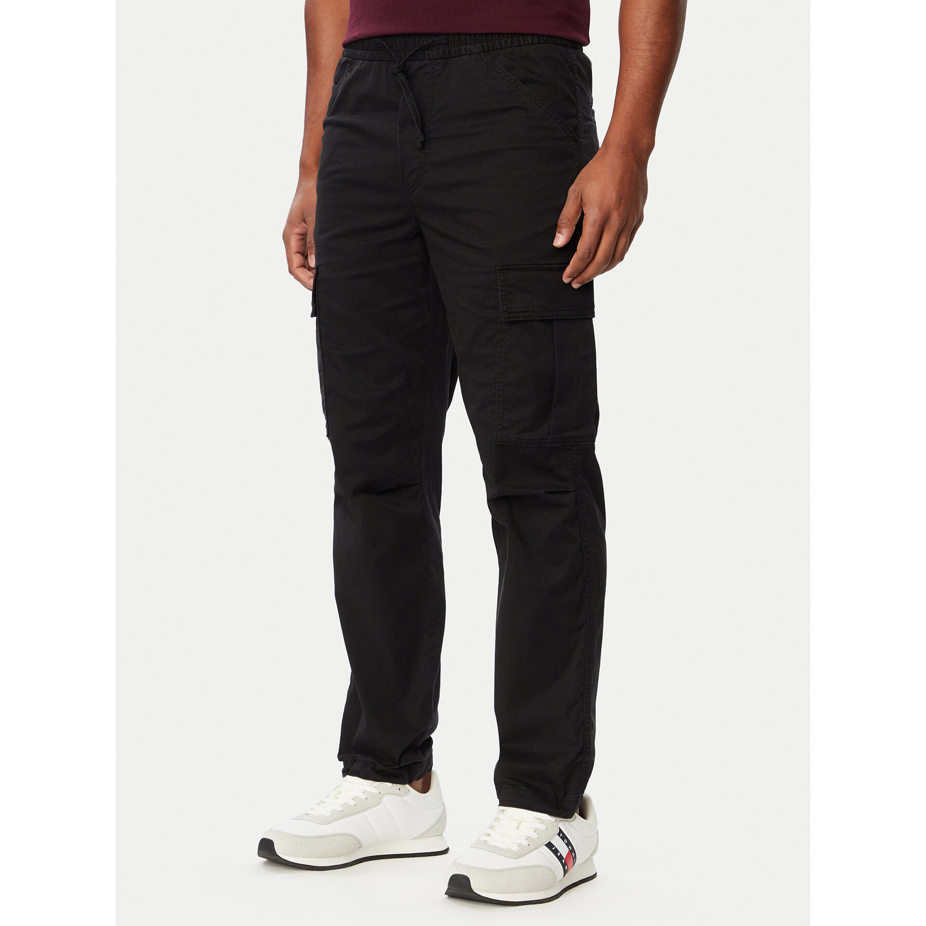 Tommy Jeans Joggers Sonny DM0DM23539 Schwarz Regular Fit