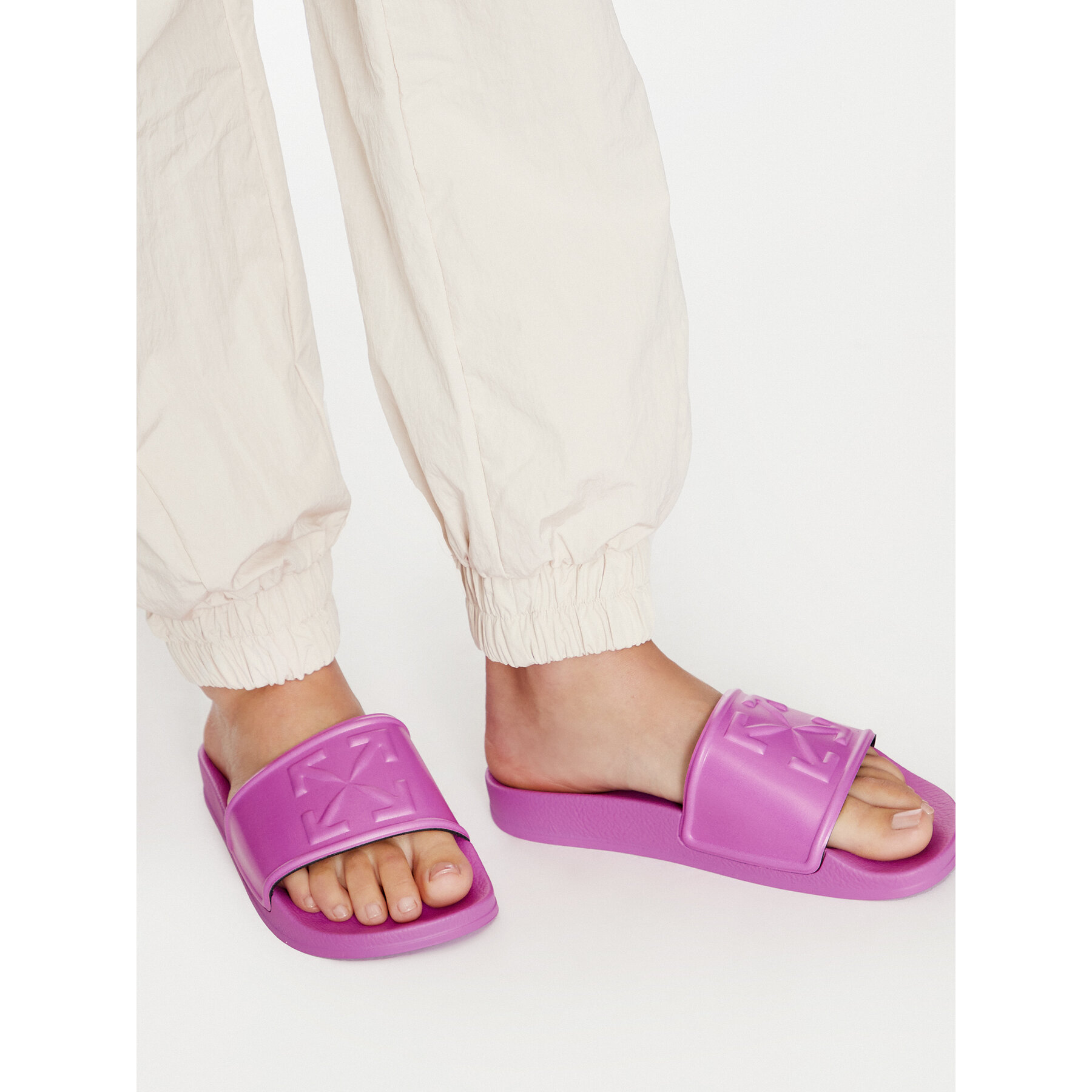 Παντόφλες Off-White OWIC006S22MAT0013200 Ροζ