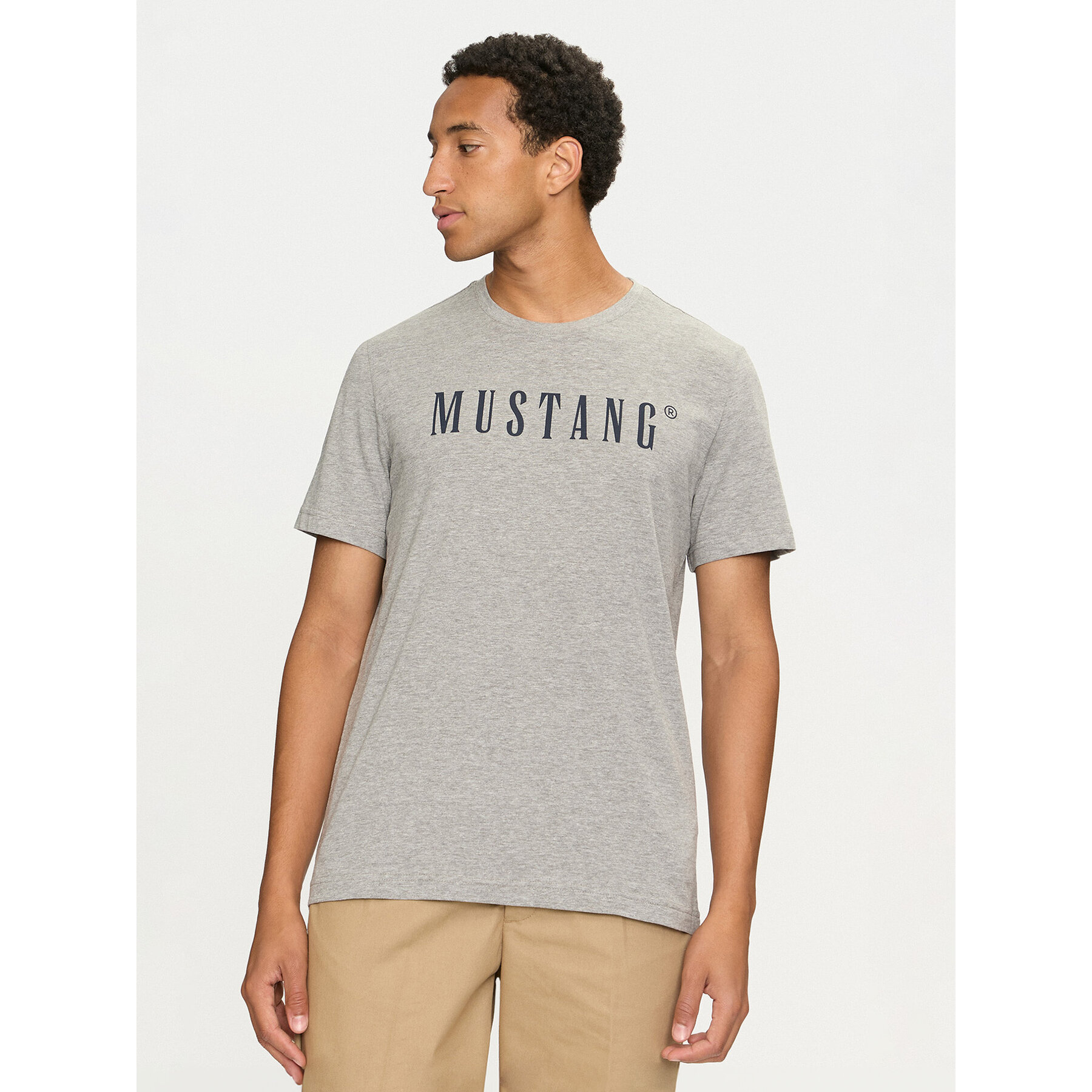Mustang T-shirt Austin 1014695 Siva Regular Fit