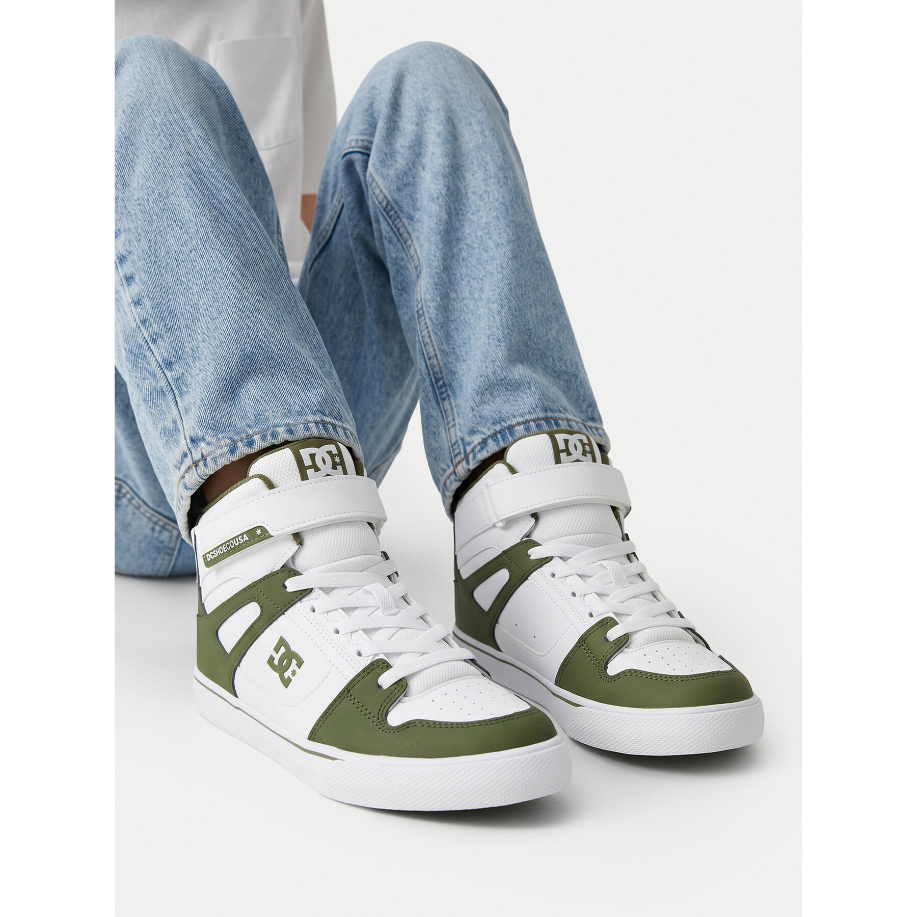 Sneakers DC Shoes EO-PURE HI TOP EV BOYS DC01795301 Alb