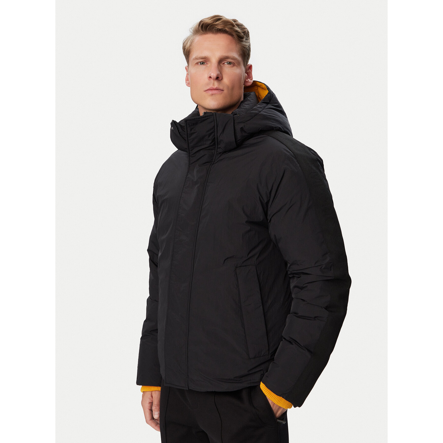 EA7 Emporio Armani Winterjacke 7M002390 AF15951 UC001 Schwarz Regular Fit