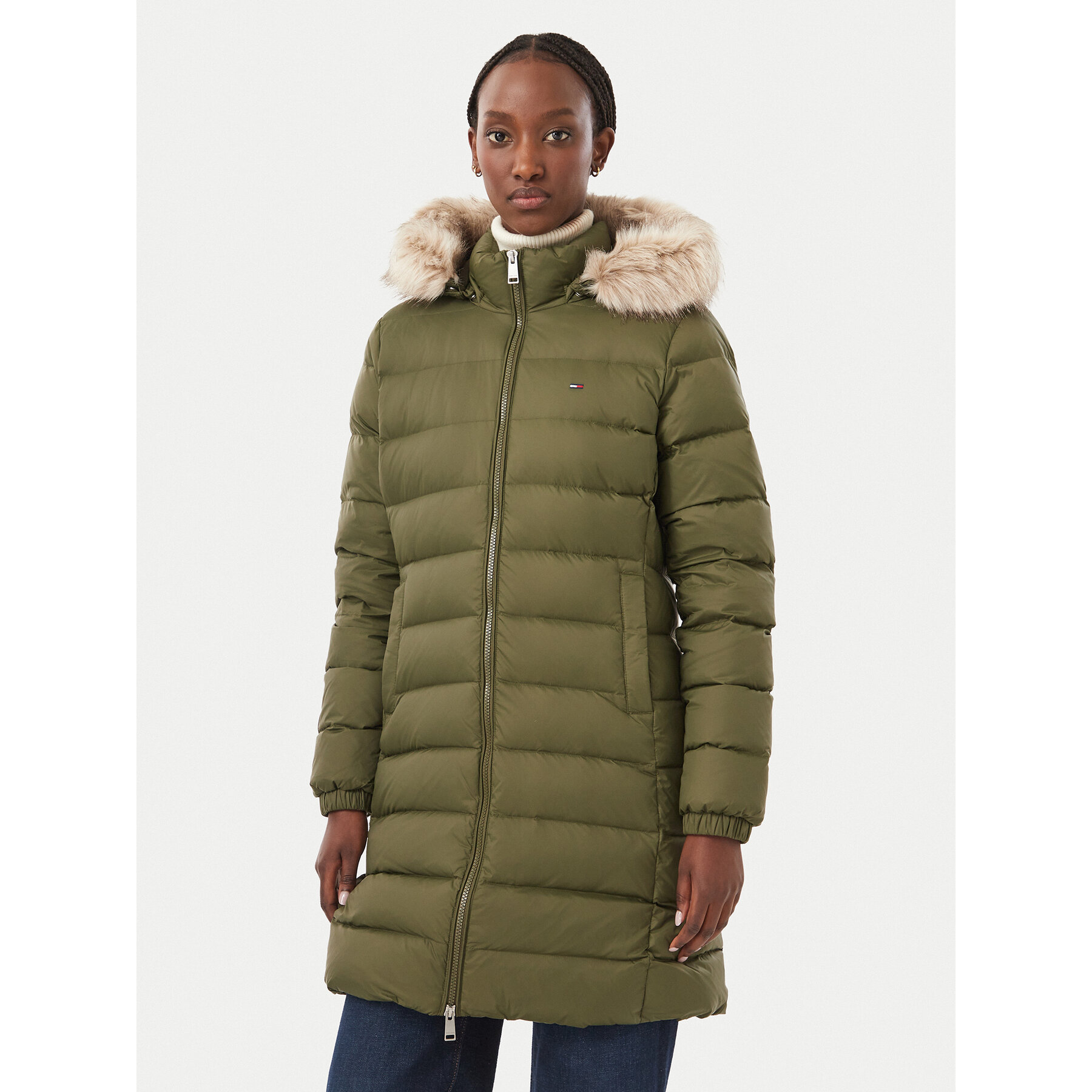 Tommy Jeans Daunenjacke Essential DW0DW18864 Dunkelgrün Slim Fit