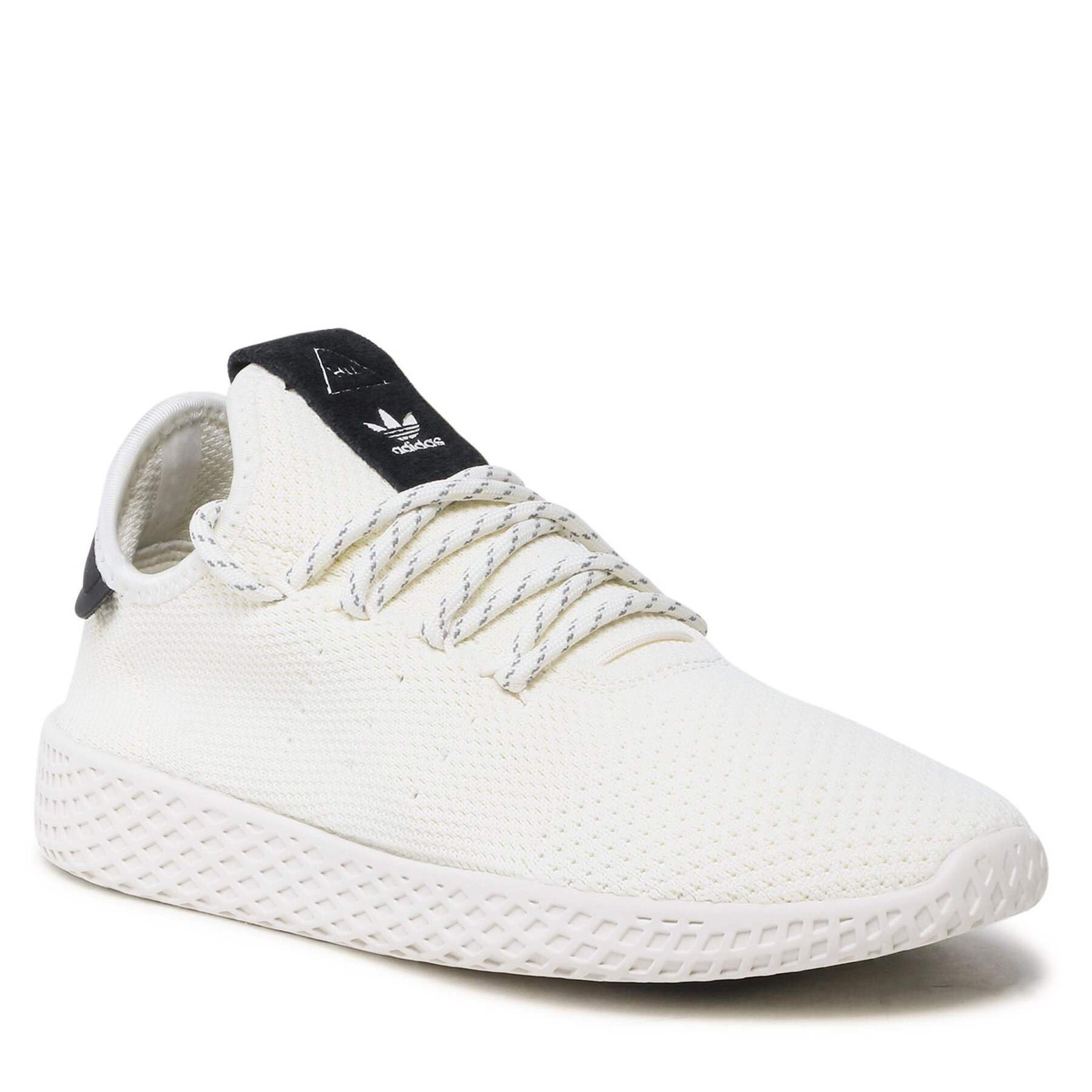 Обувки adidas