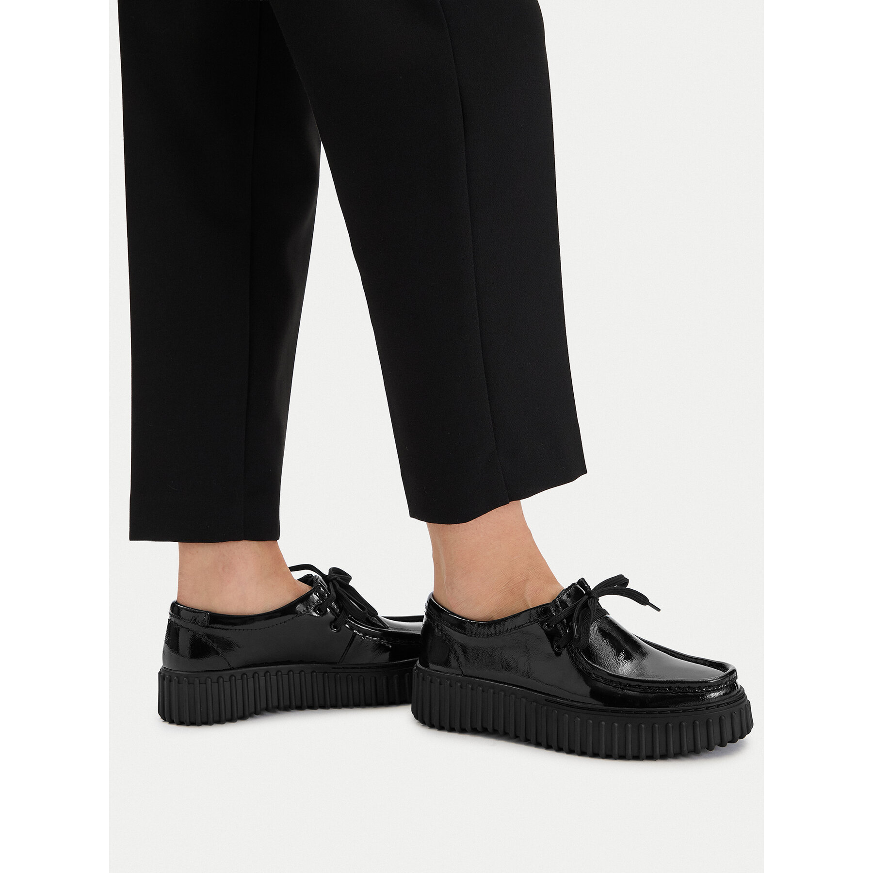 Cipele Clarks Torhill Bee 26179111 Crna