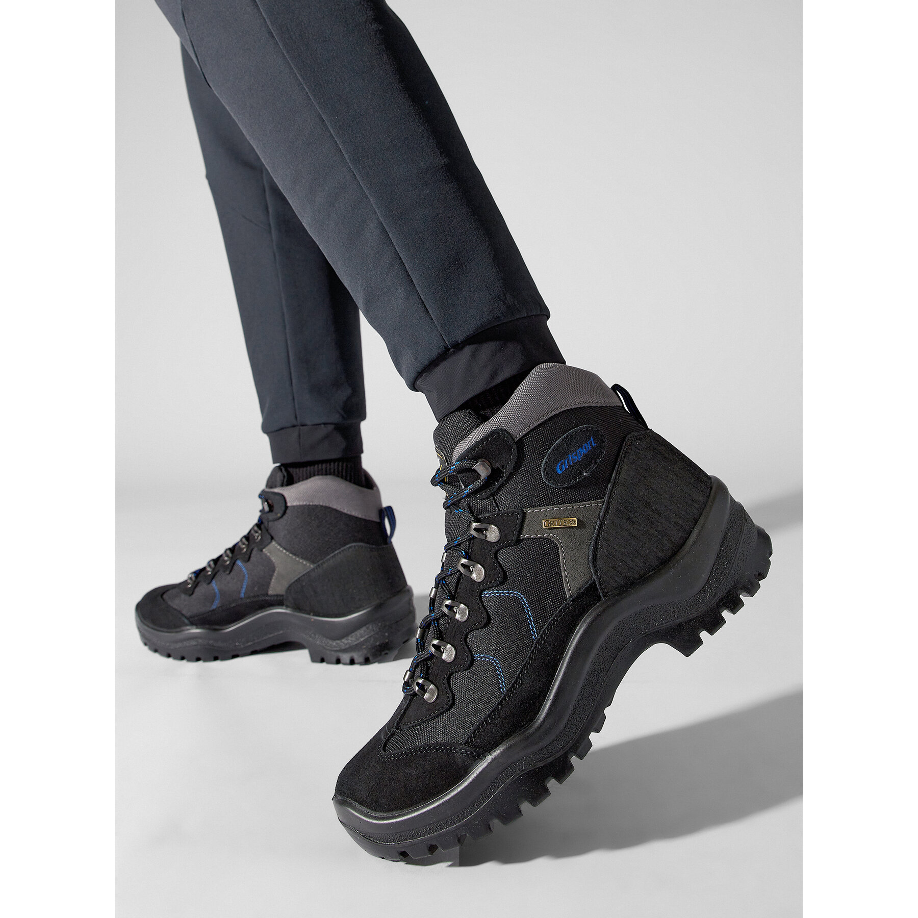 Trekking Grisport 13610S70G Crna