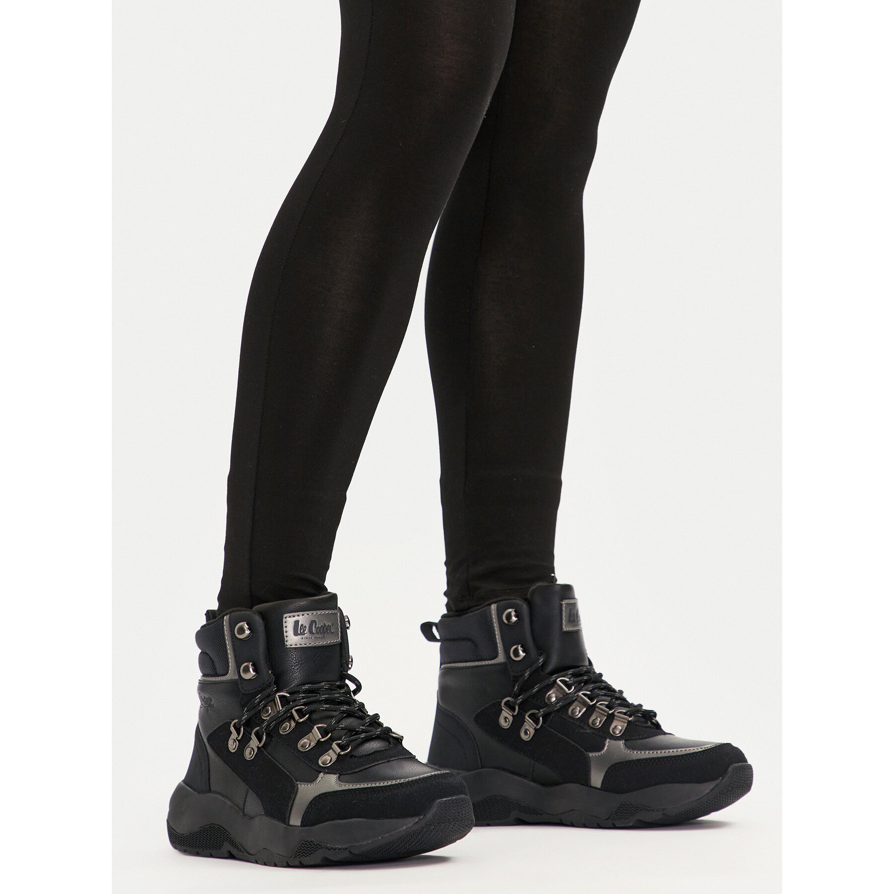 Зимни обувки Lee Cooper LCJ-24-03-3048LA Черен