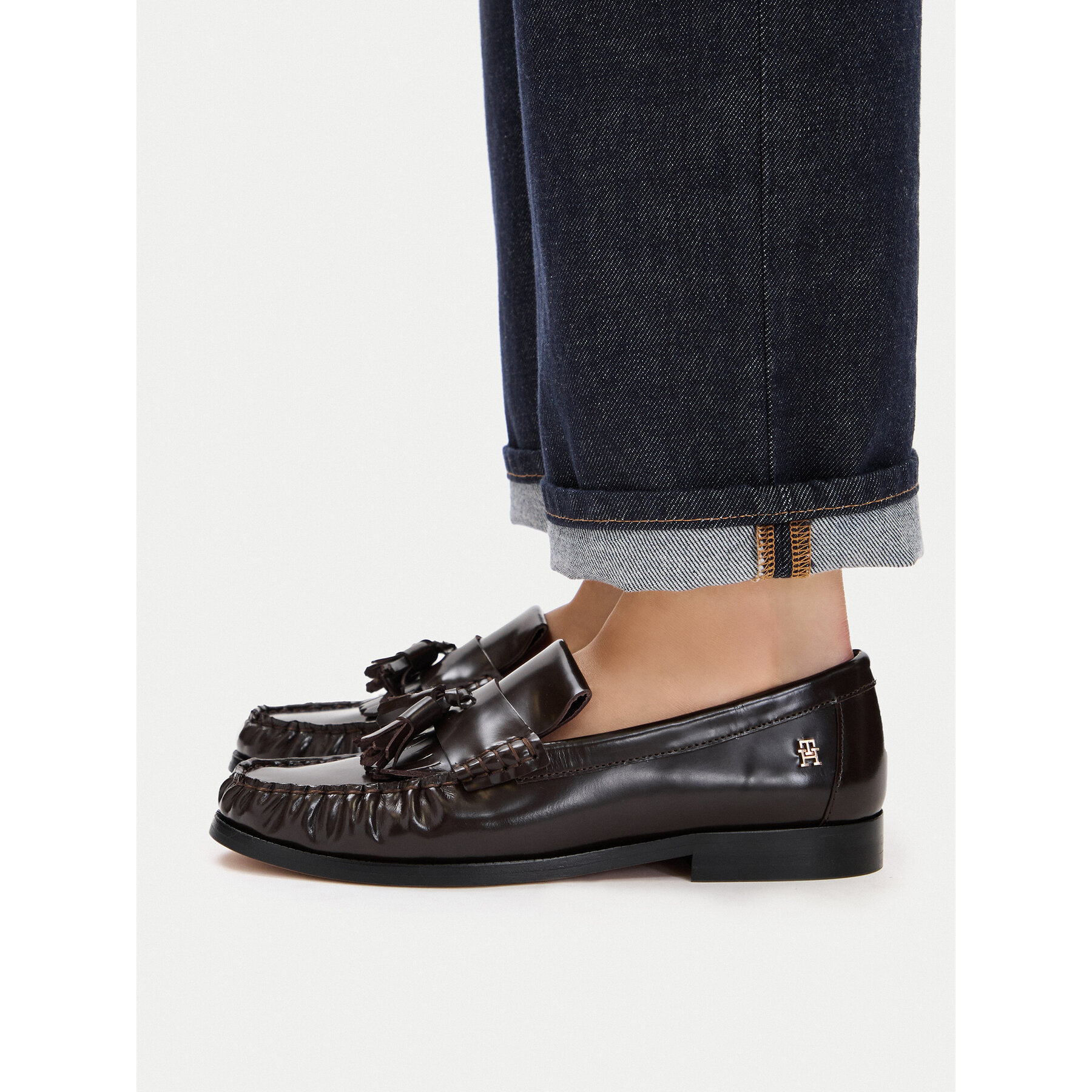 Mocasini Tommy Hilfiger Tassel Abrasivato FW0FW09460 Maro închis