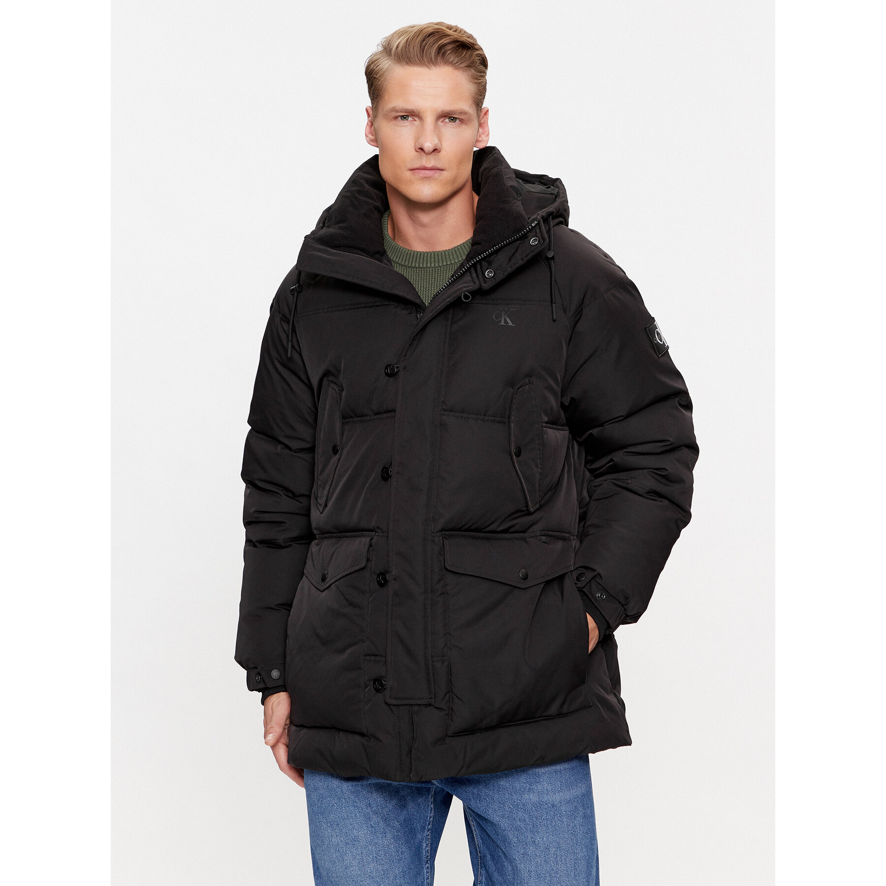 Calvin Klein Jeans Winterjacke J30J324080 Schwarz Relaxed Fit