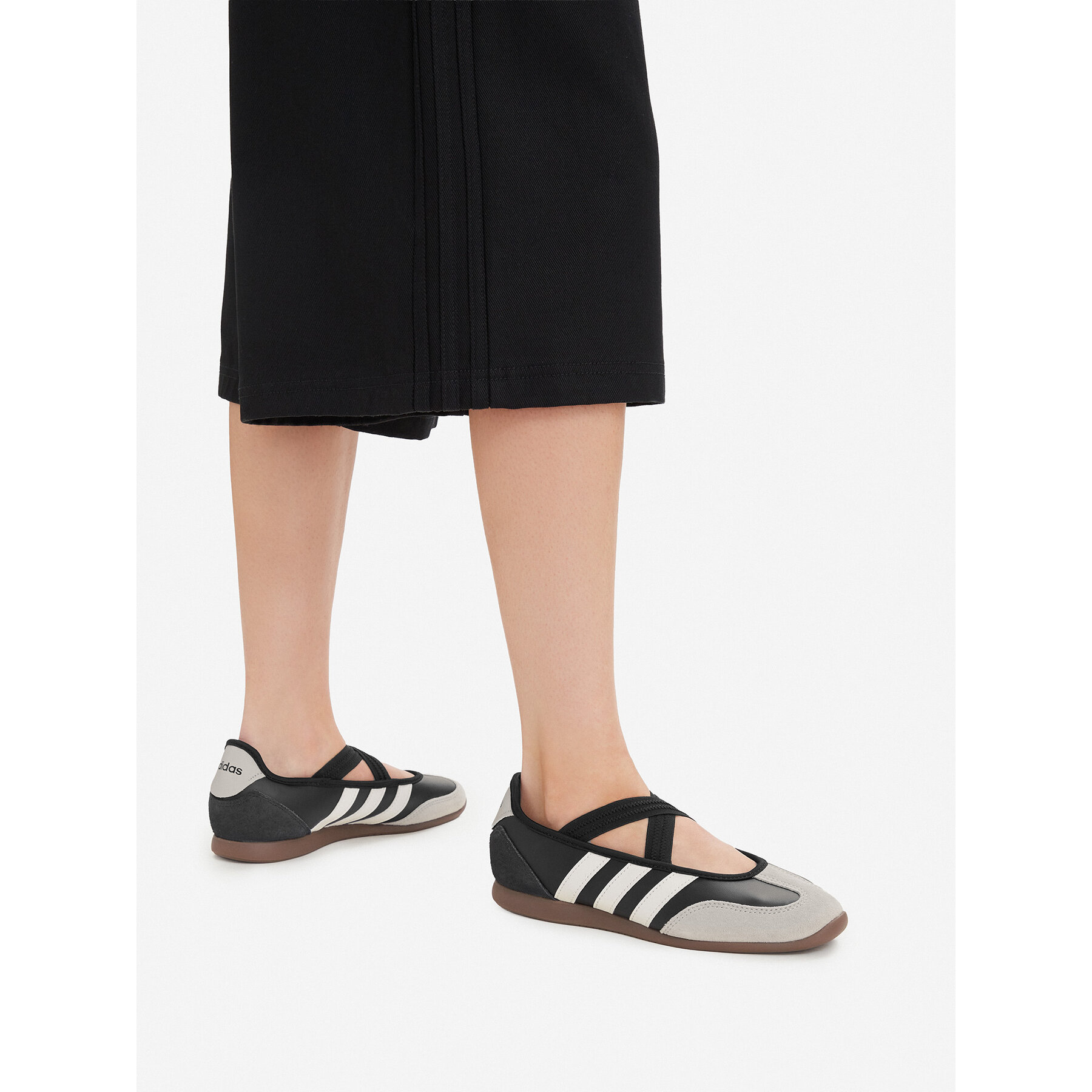Balerini adidas Barreda Mary Jane HQ7401 Negru