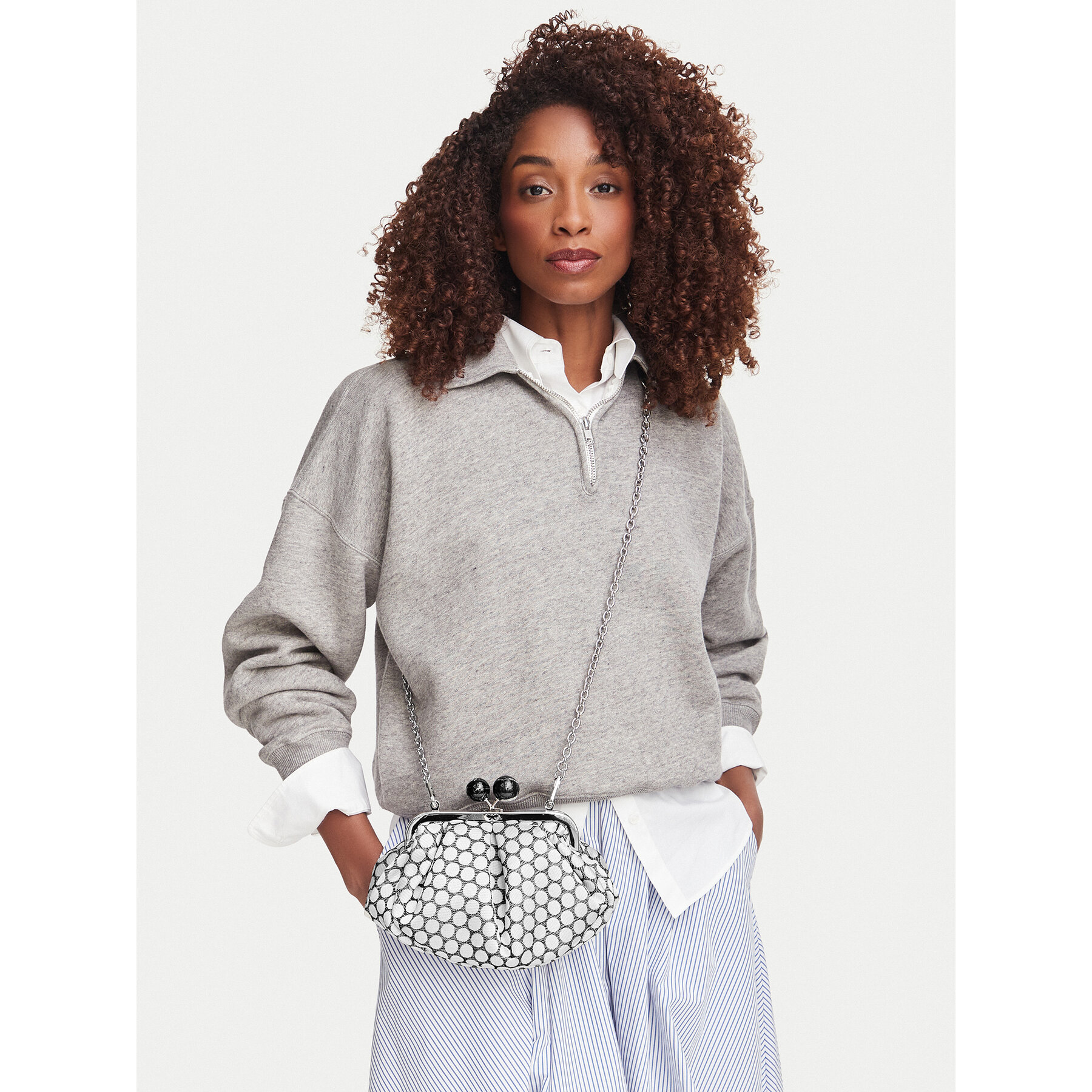 Torbica Weekend Max Mara Italian Rootss 2625516184600 Crna