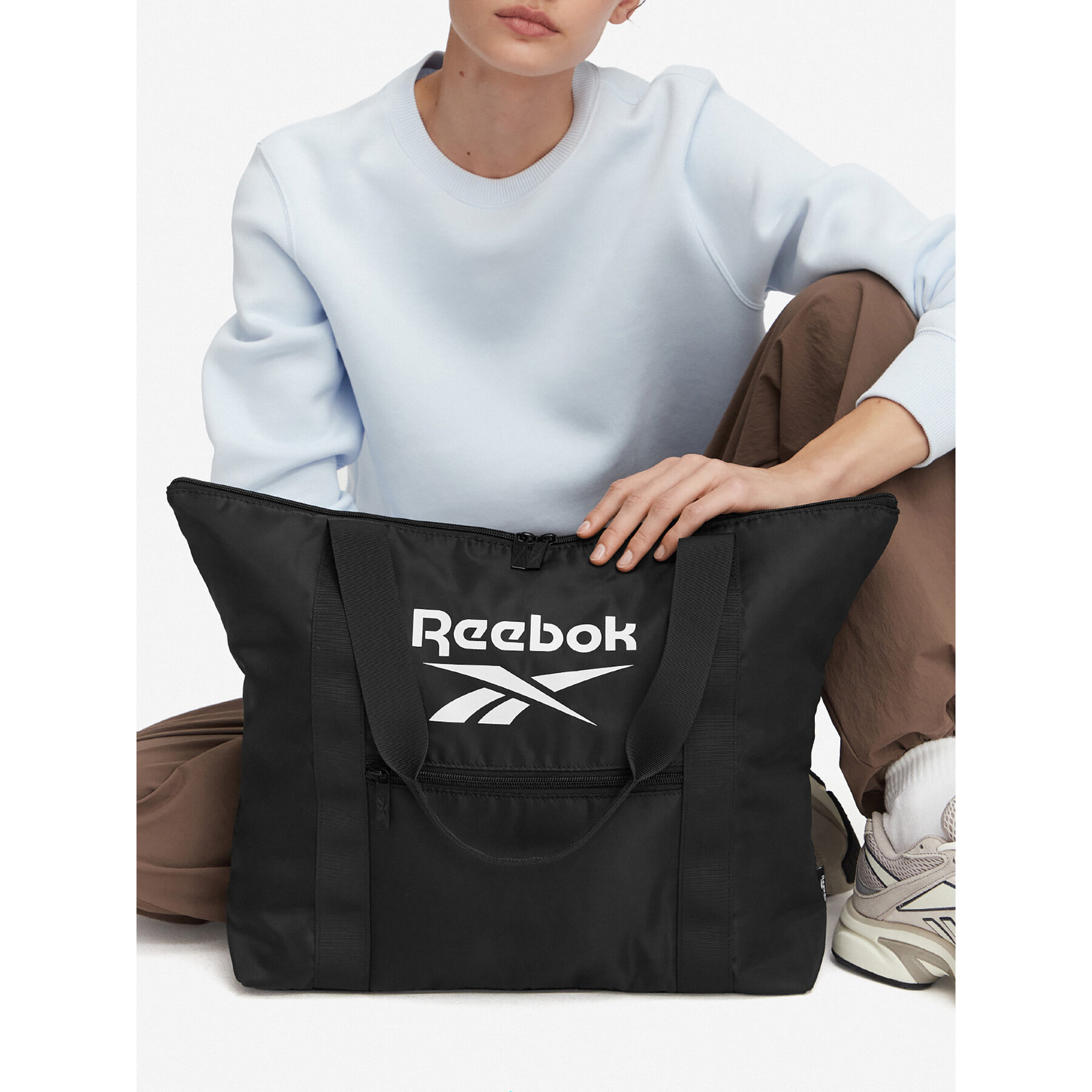Geantă Reebok CWBEO-RBK-M-013-10 Negru