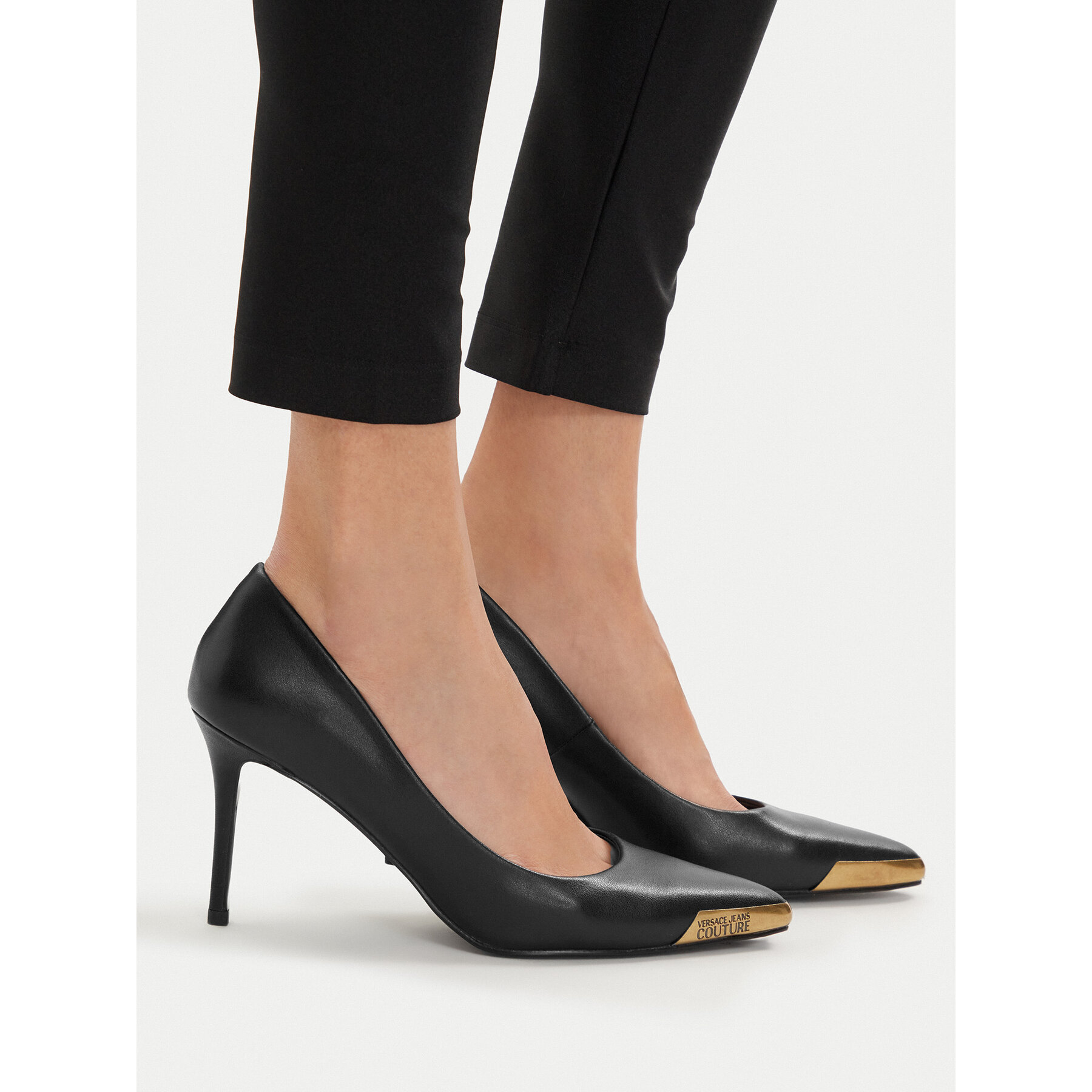 Čevlji z visoko peto Versace Jeans Couture 80VA3S50 ZPS62 899 Črna