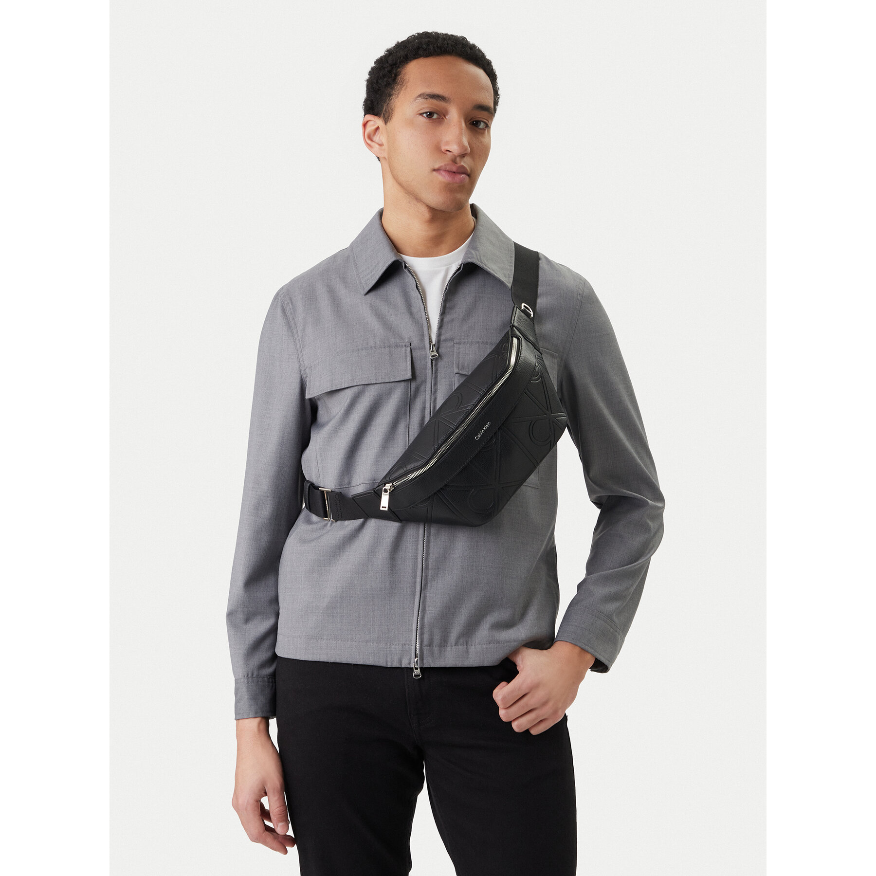 Borsetă Calvin Klein Emblem Aop Emboss Waistbag LV04D3332G Negru