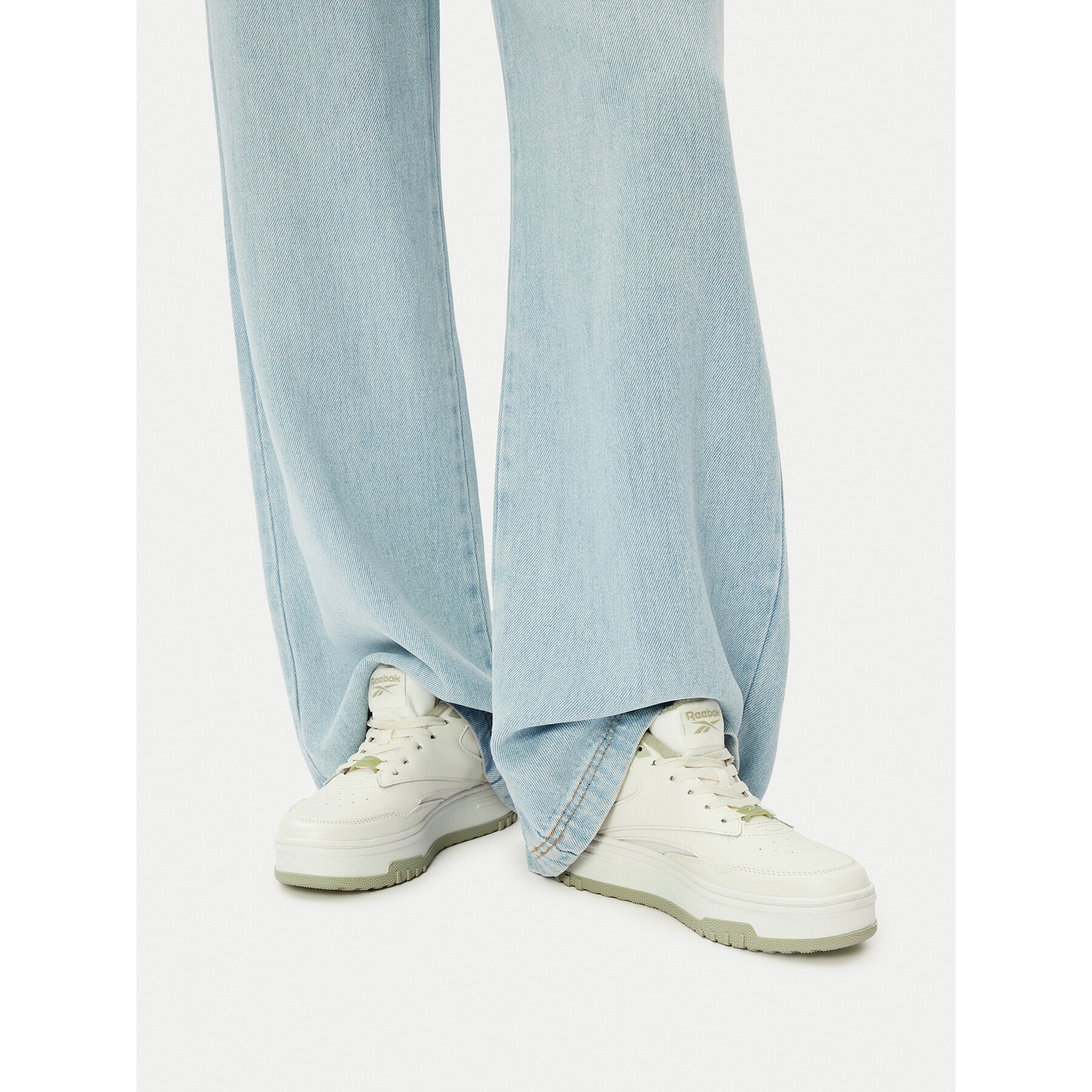 Sneakers Reebok REE VAMP AR30240WCK Écru