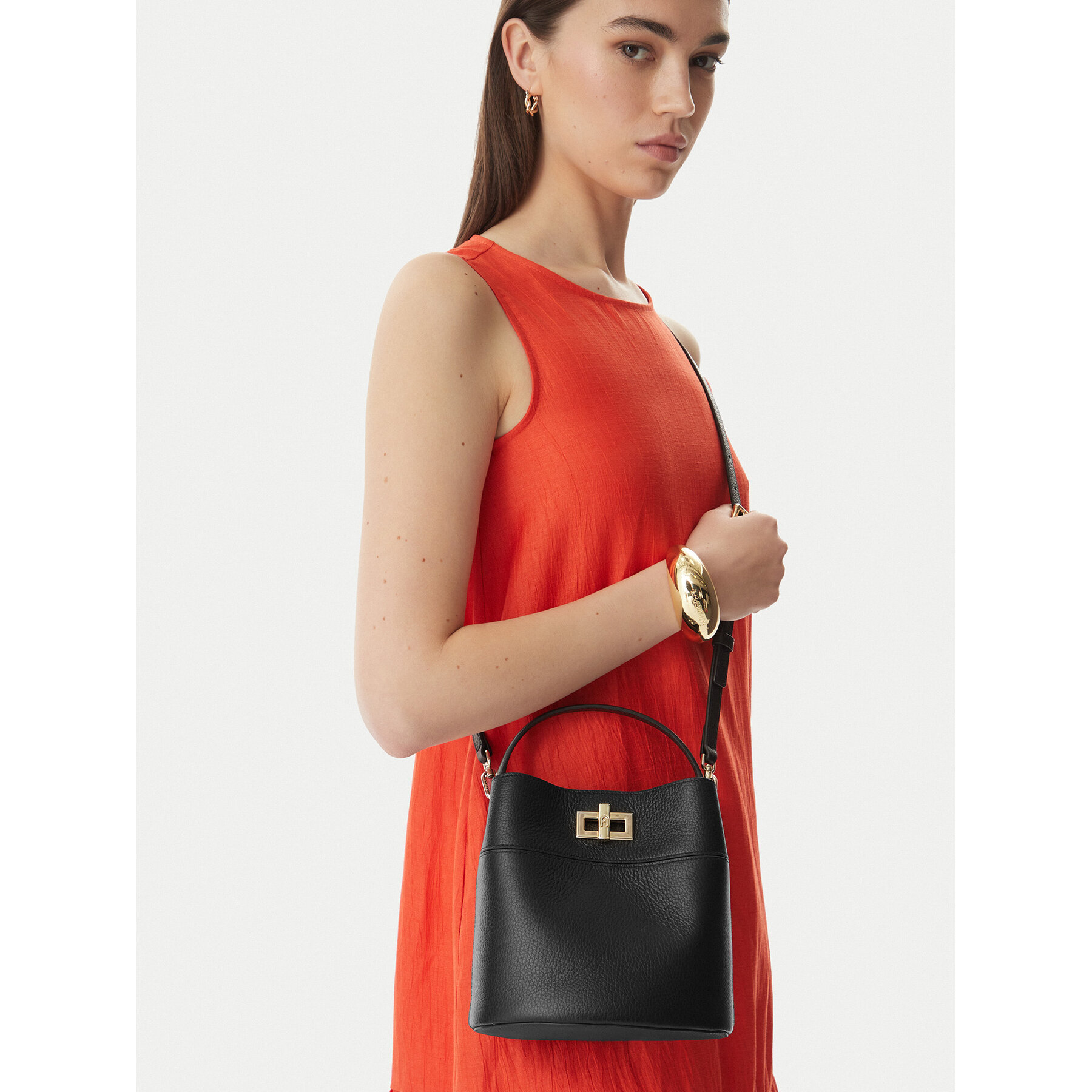 Táska Furla Amelia Mini WE00879 HSF000 CN O6000 Fekete