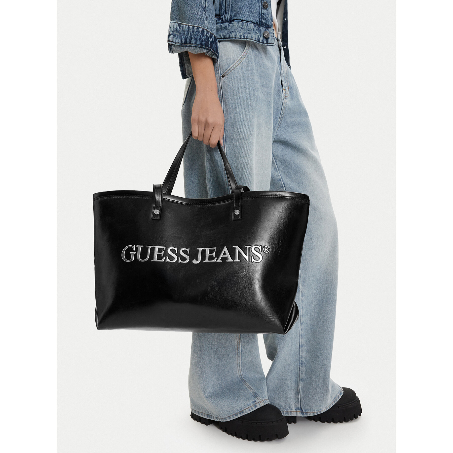 Táska Guess Jeans CWBEO-GUESS-B-015-09 Fekete