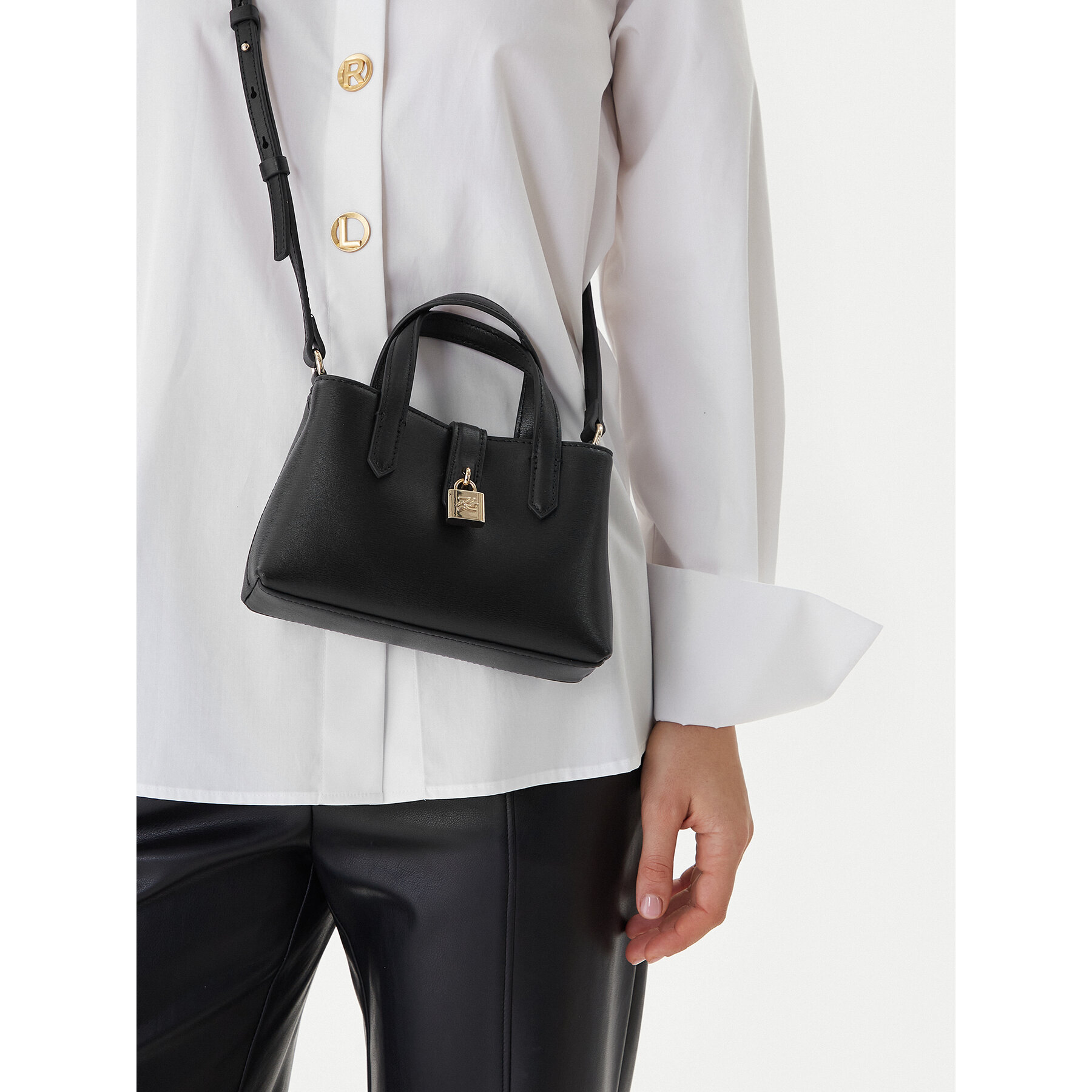 Дамска чанта KARL LAGERFELD B1W32027 Черен