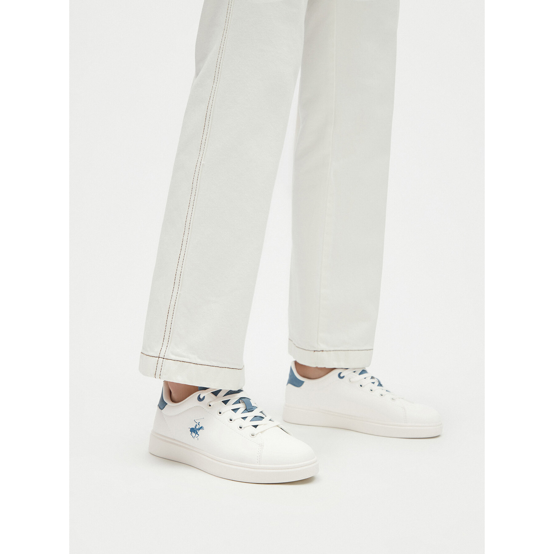 Sneakersy Beverly Hills Polo Club VSS25003W Biela