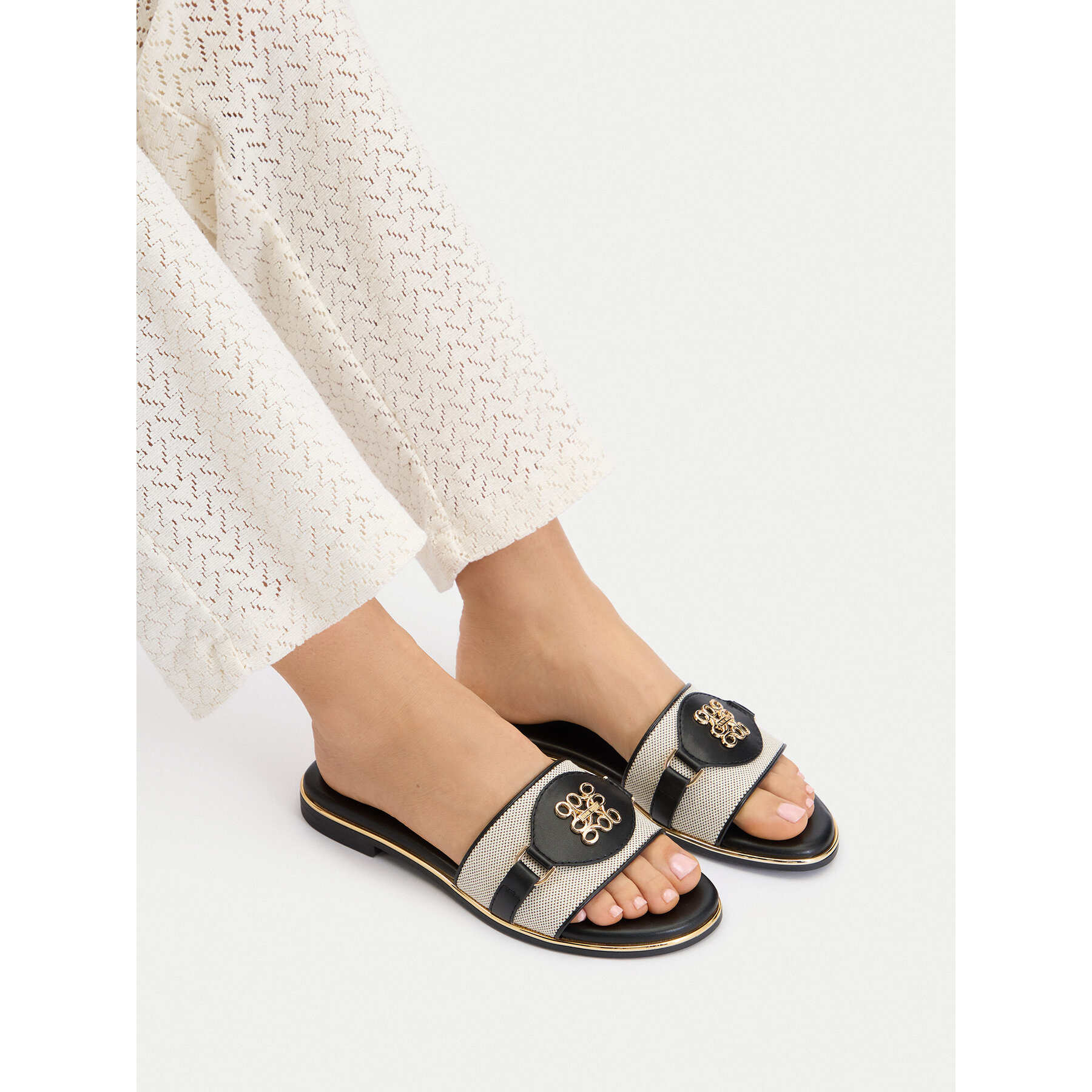 Natikače Nine West CEO-6165-32 Crna