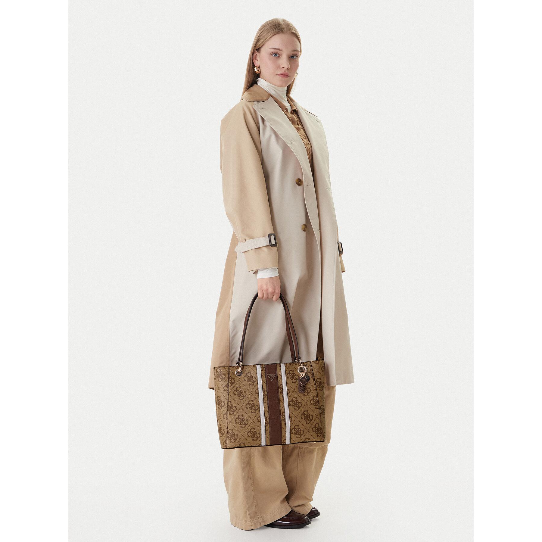 Kabelka Guess Noelle II HWSS96 72250 Hnedá
