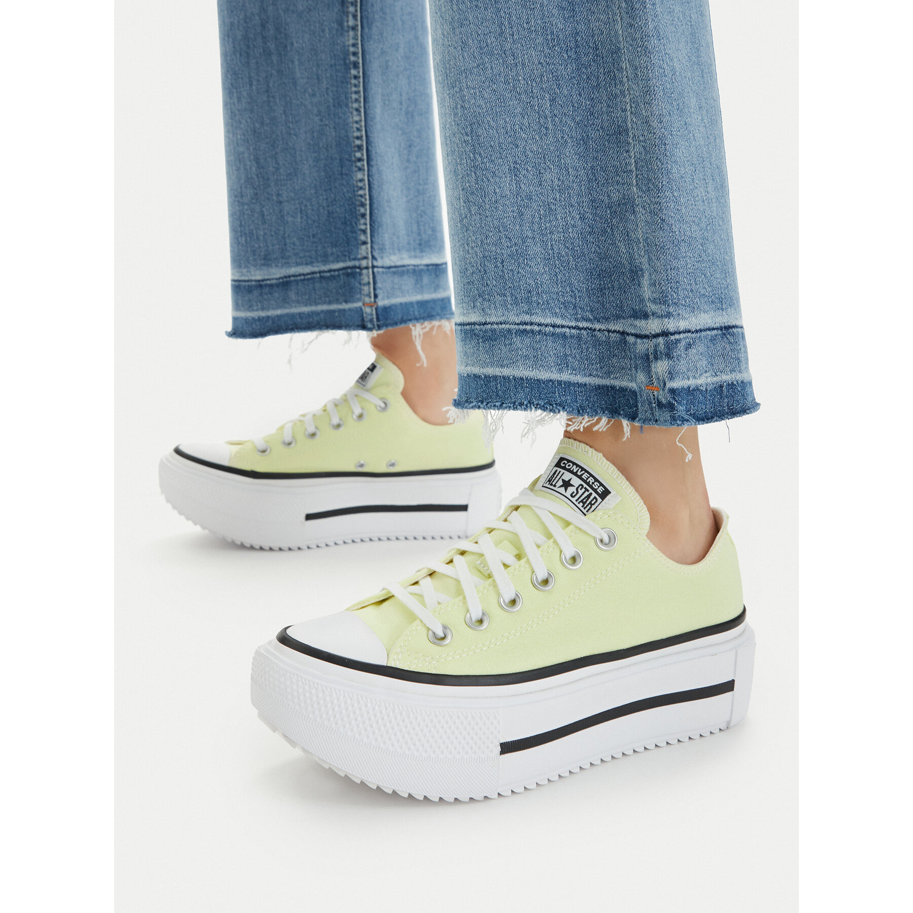 Modne superge Converse Chuck Taylor All Star Lift Double Stack Platform A16283C Rumena