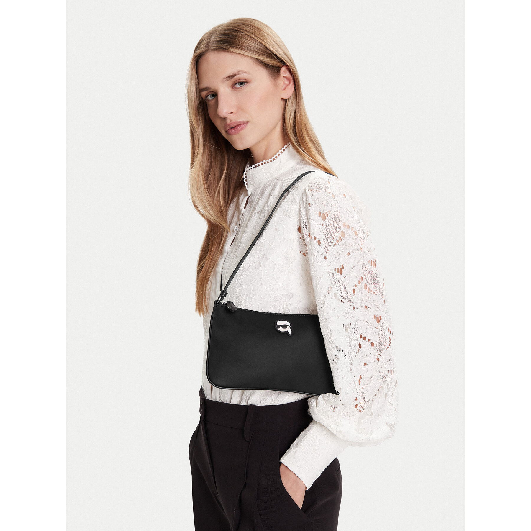 Táska KARL LAGERFELD A1W32038 Fekete