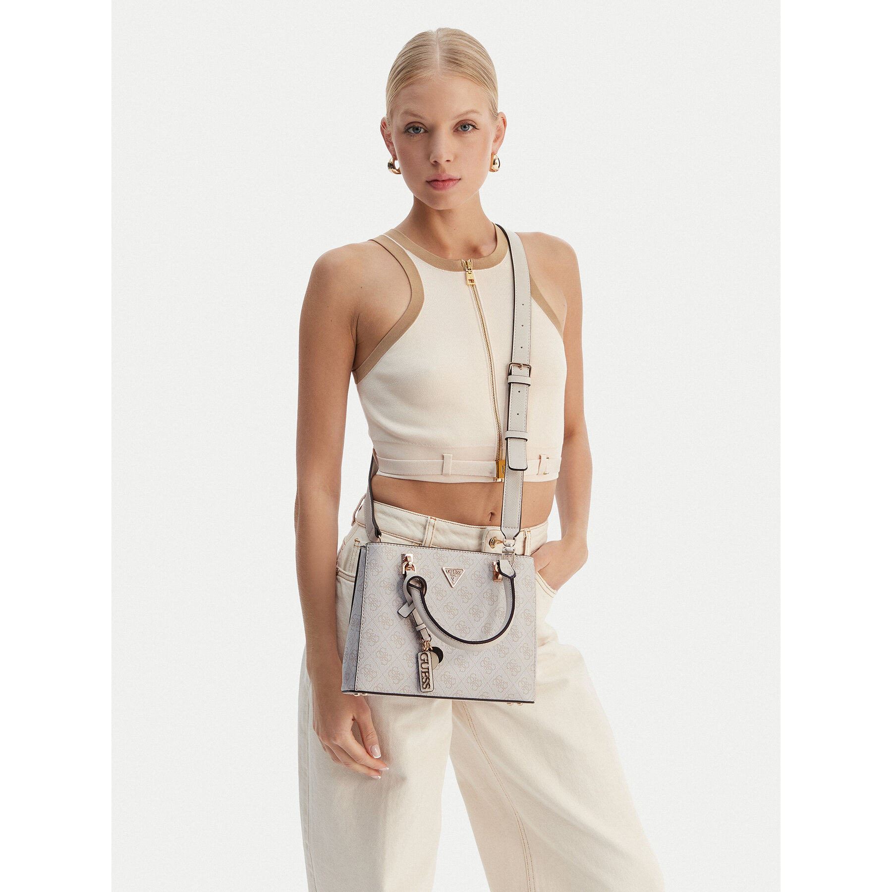 Τσάντα Guess Noelle II HWBG96 72050 Κρεμ