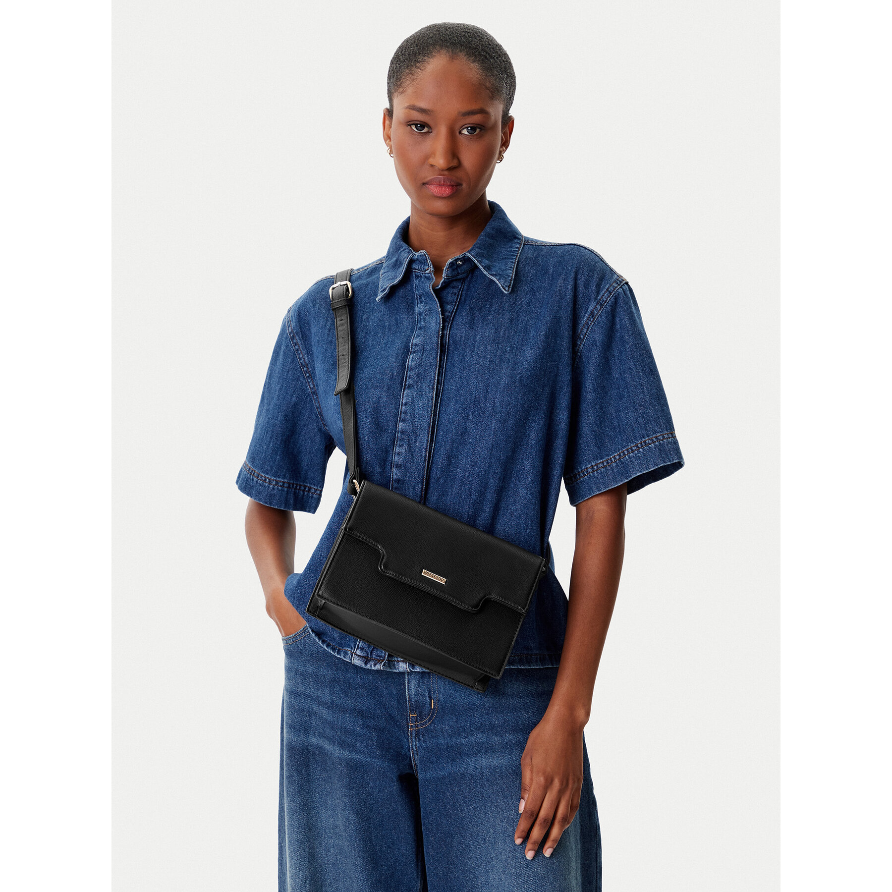 Τσάντα WITTCHEN 99-4Y-601-1 Μαύρο