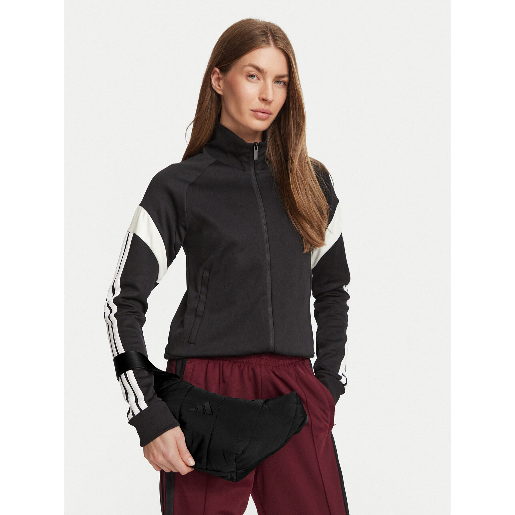 Σάκος adidas Winter Sh Bag KT2073 Μαύρο