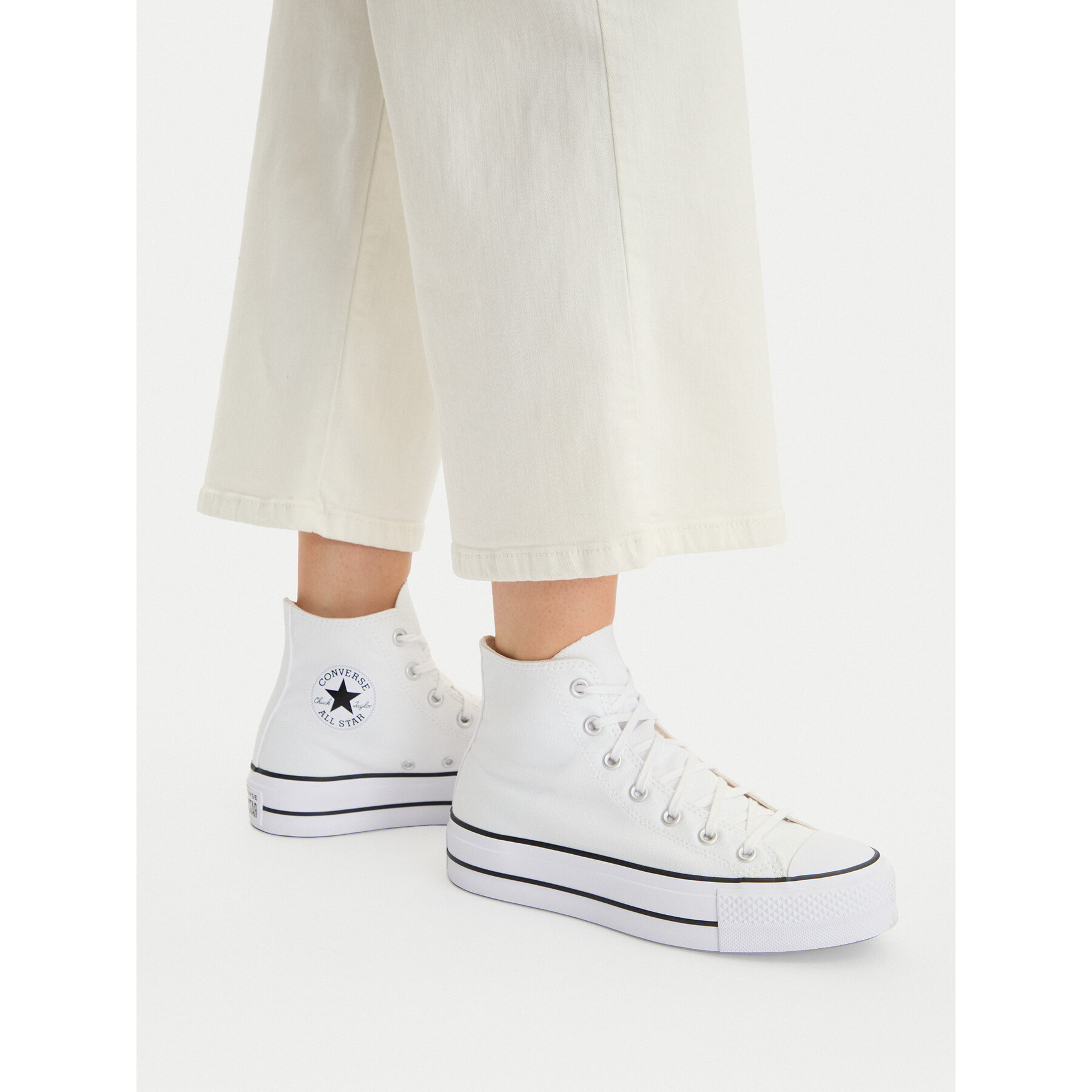 Tenisice Converse Chuck Taylor All Star Lft Hi 560846C Bijela
