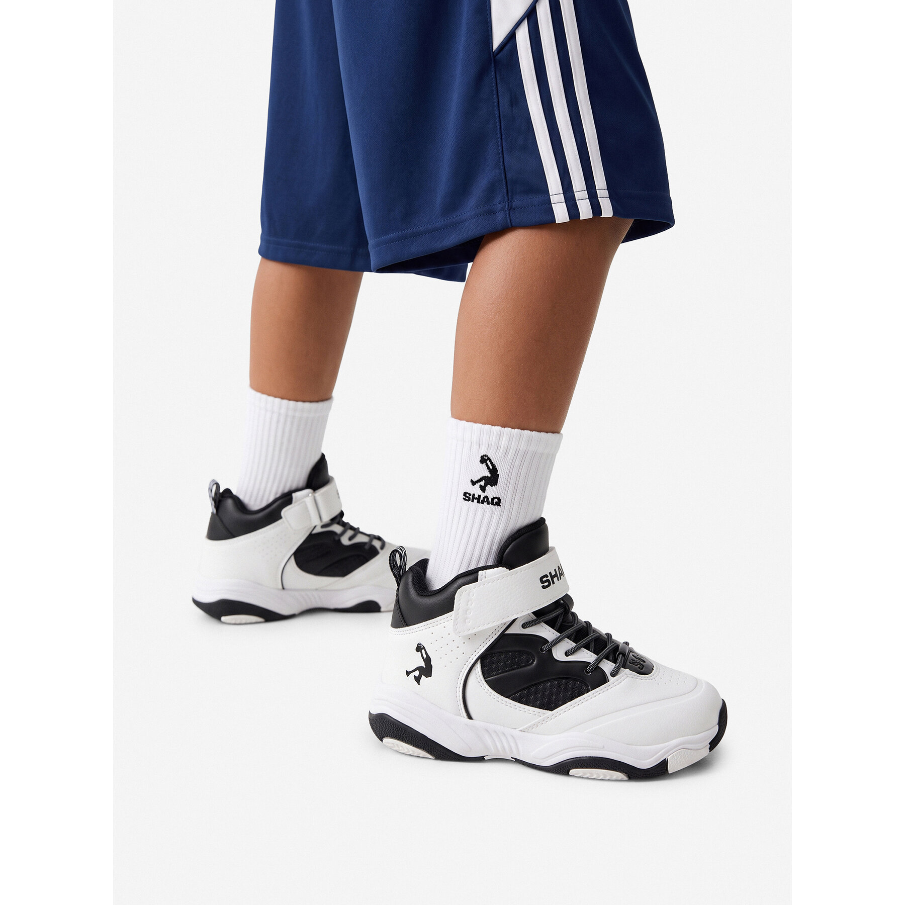 Basketbalové topánky SHAQ C-SPIN MOVE AQ95001Y-WZ Biela