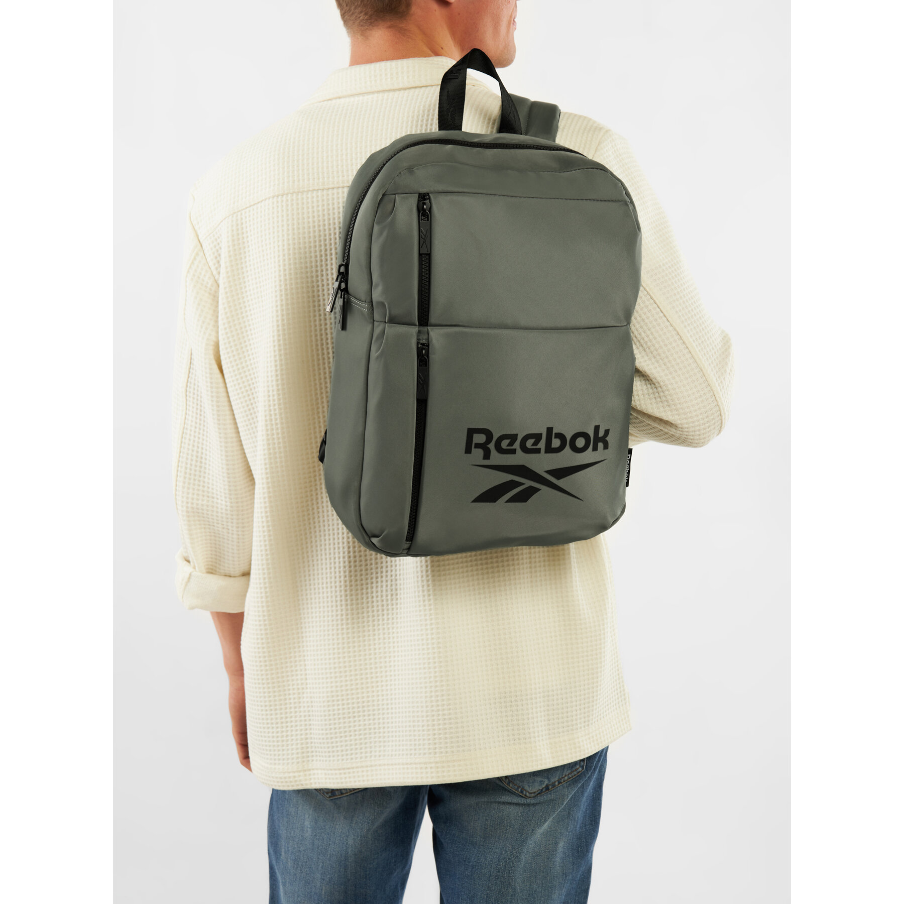 Ruksak Reebok C-RBK-030-CCC-05 Sivá