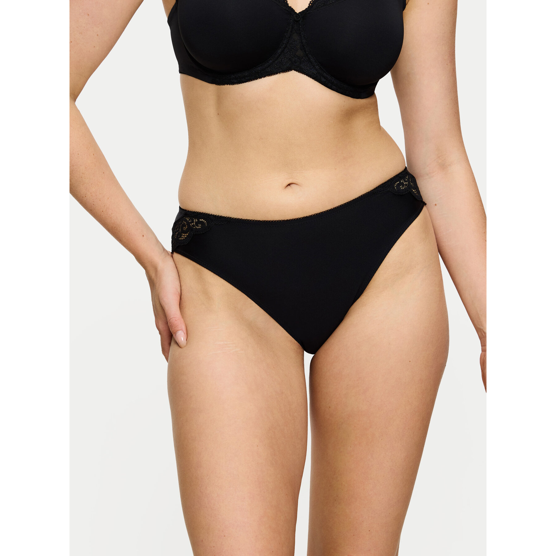 Triumph Σλιπ κλασικά Amourette 10210688 Μαύρο