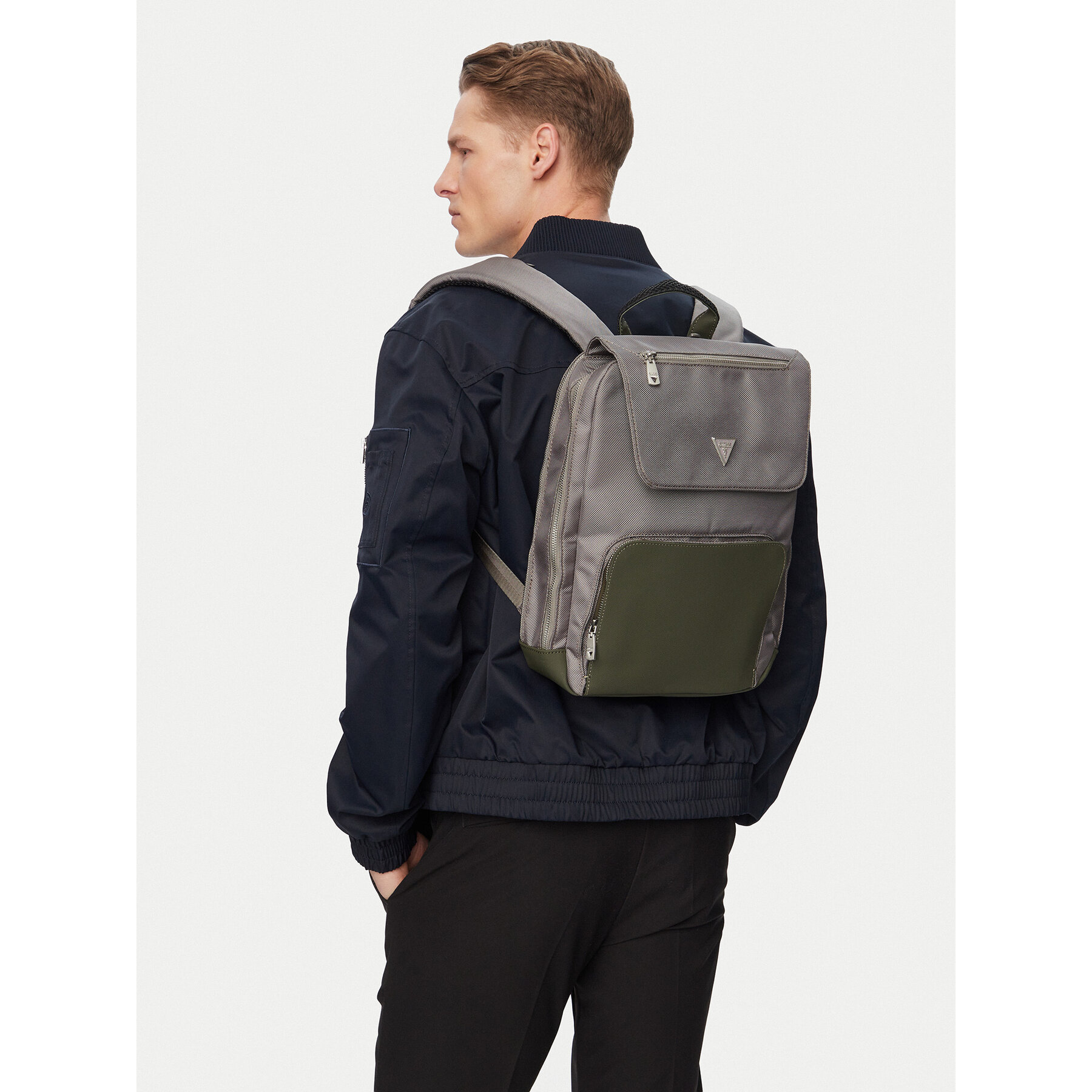 Potovalni nahrbtnik Guess HMBEHN P6211 Siva