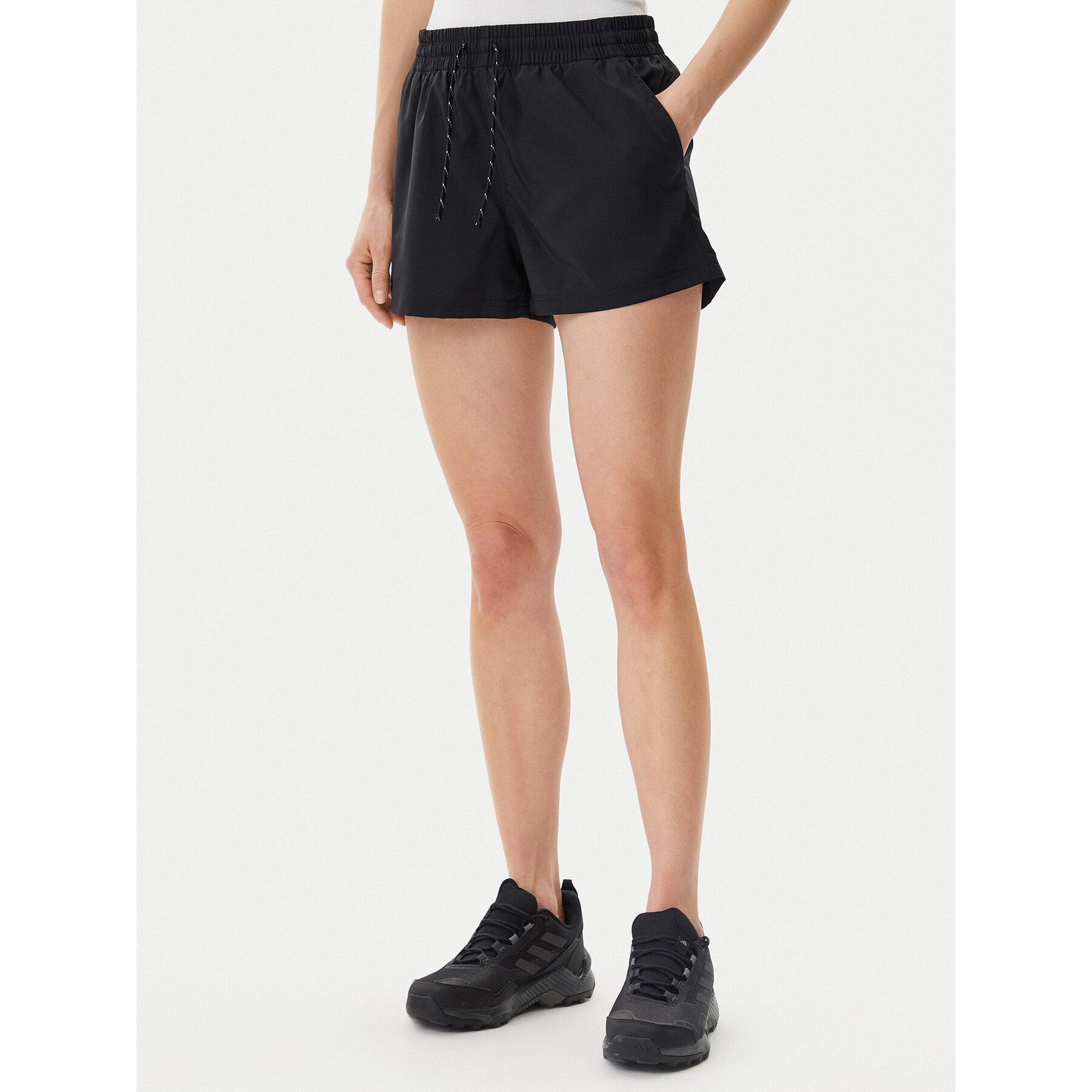 Columbia Sportshorts BlueVista Hill™ 2119153 Schwarz Regular Fit