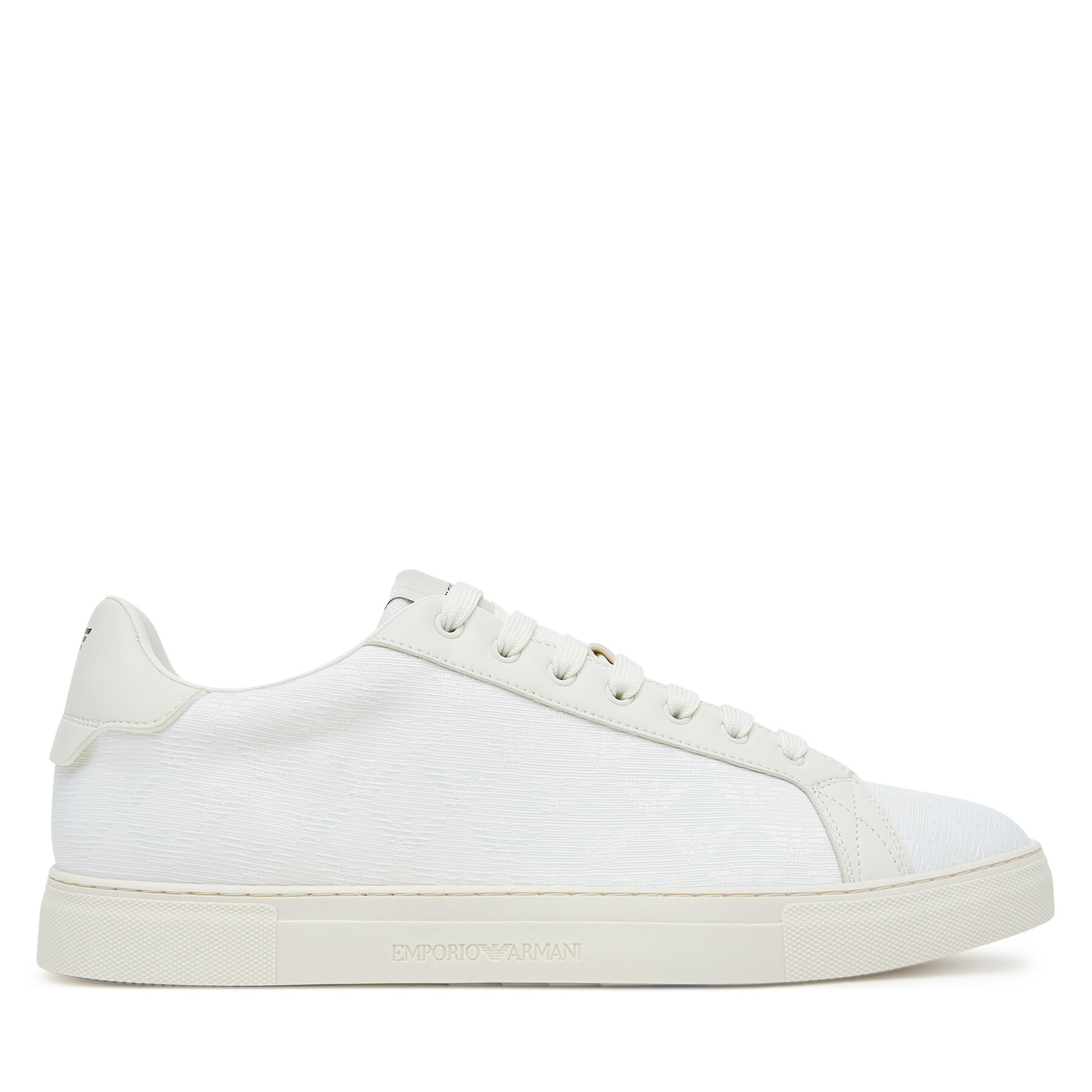 Sneakersy Emporio Armani EM003843 AF20003 M0107 Biela