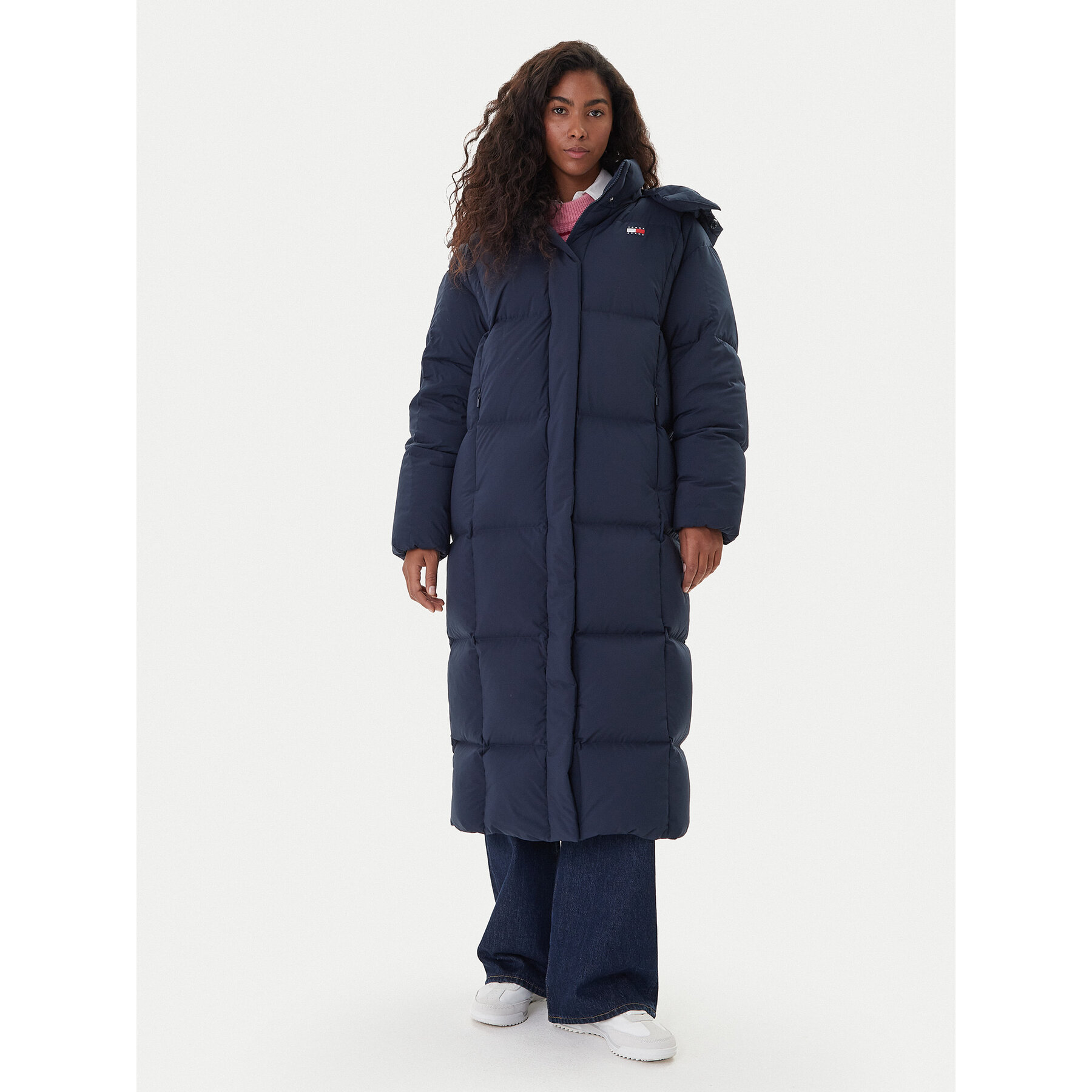 Tommy Jeans Daunenjacke Alaska DW0DW21977 Dunkelblau Regular Fit