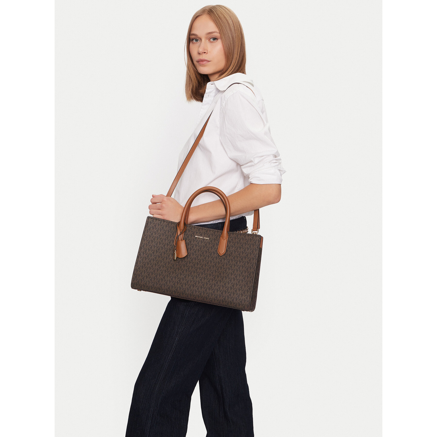 Táska MICHAEL Michael Kors Scarlett Medium Signature Logo Satchel 30F4GETS2B Barna