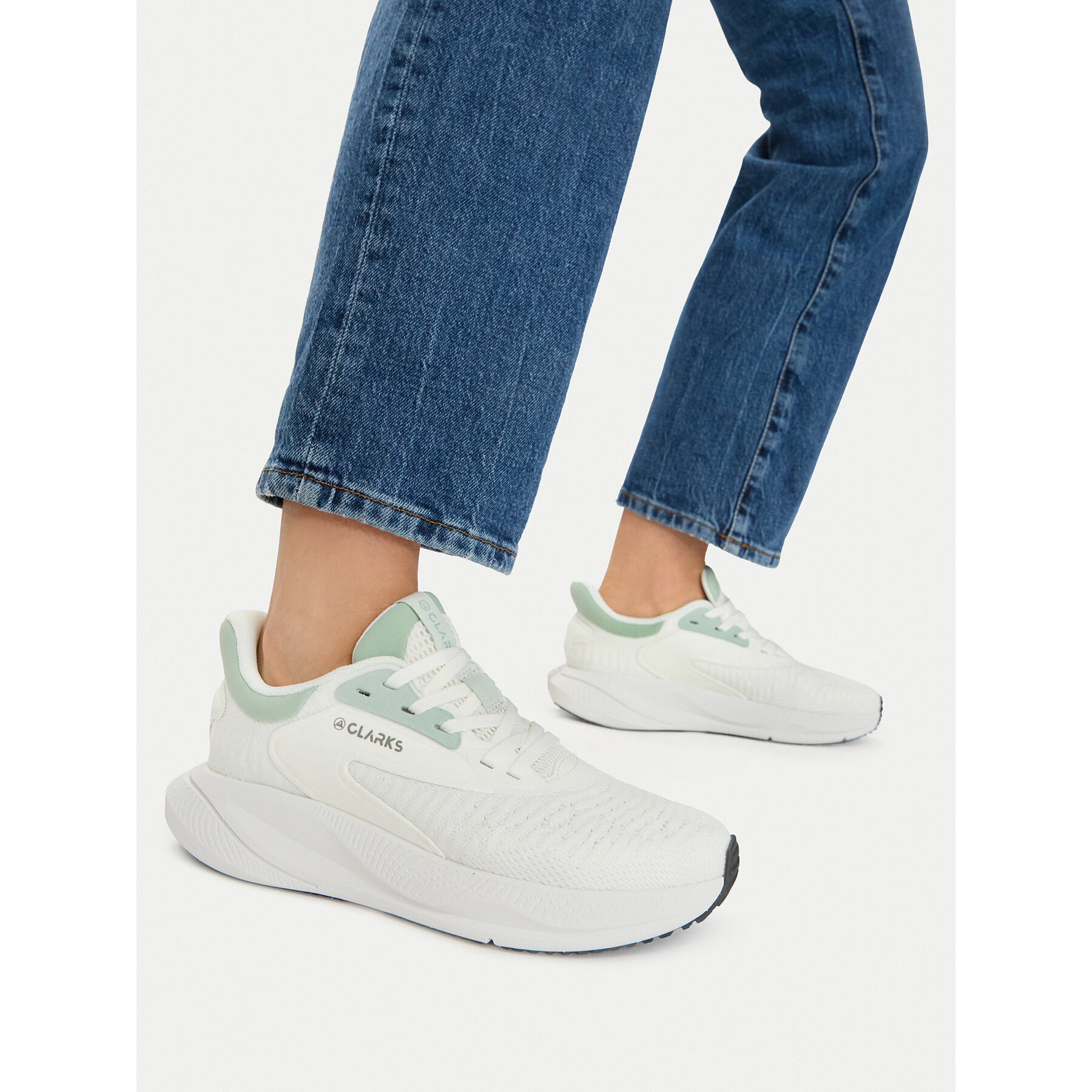 Sneakers Clarks Pace Move. 26186459 Alb