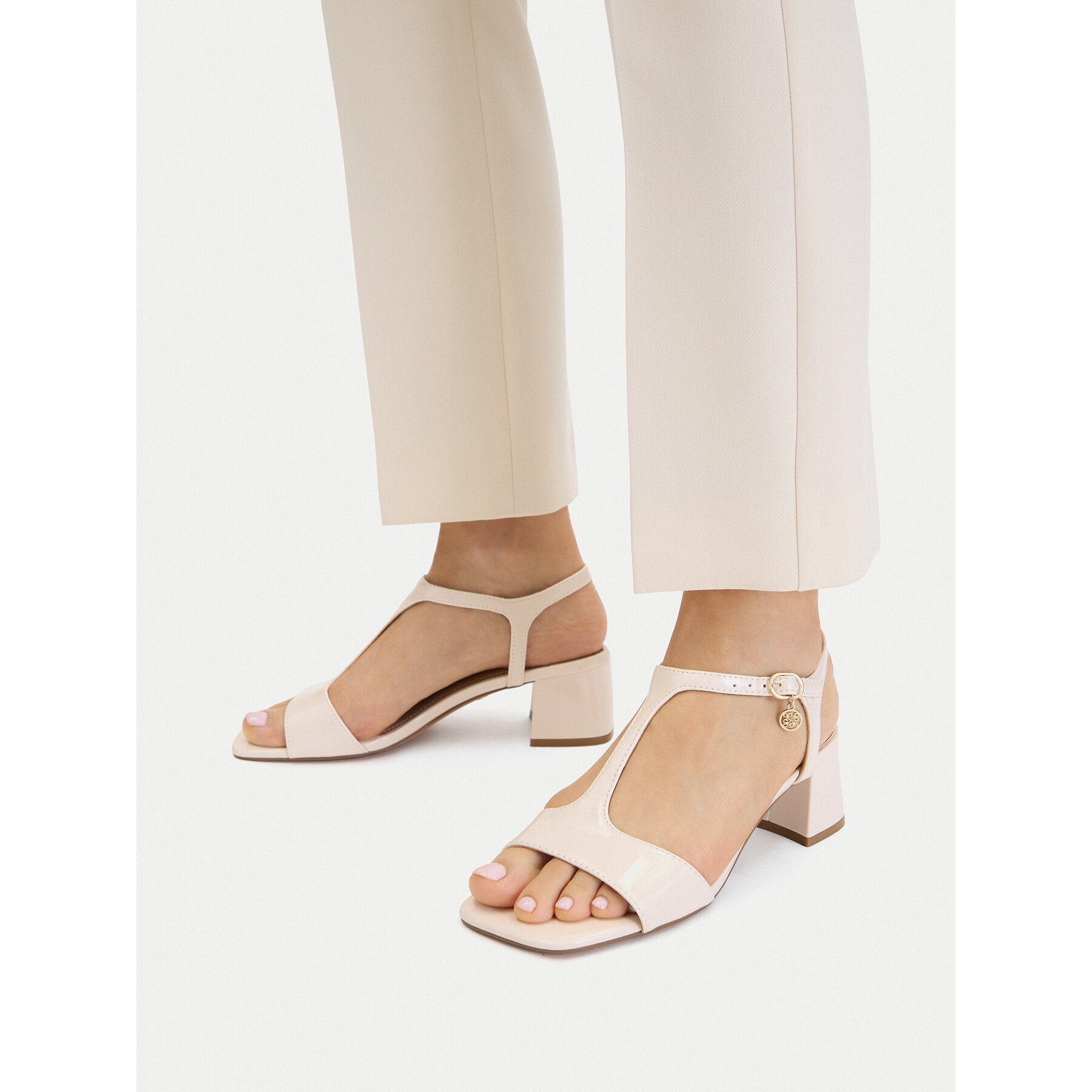 Сандали Nine West CEO-LS505187-14 Бежов