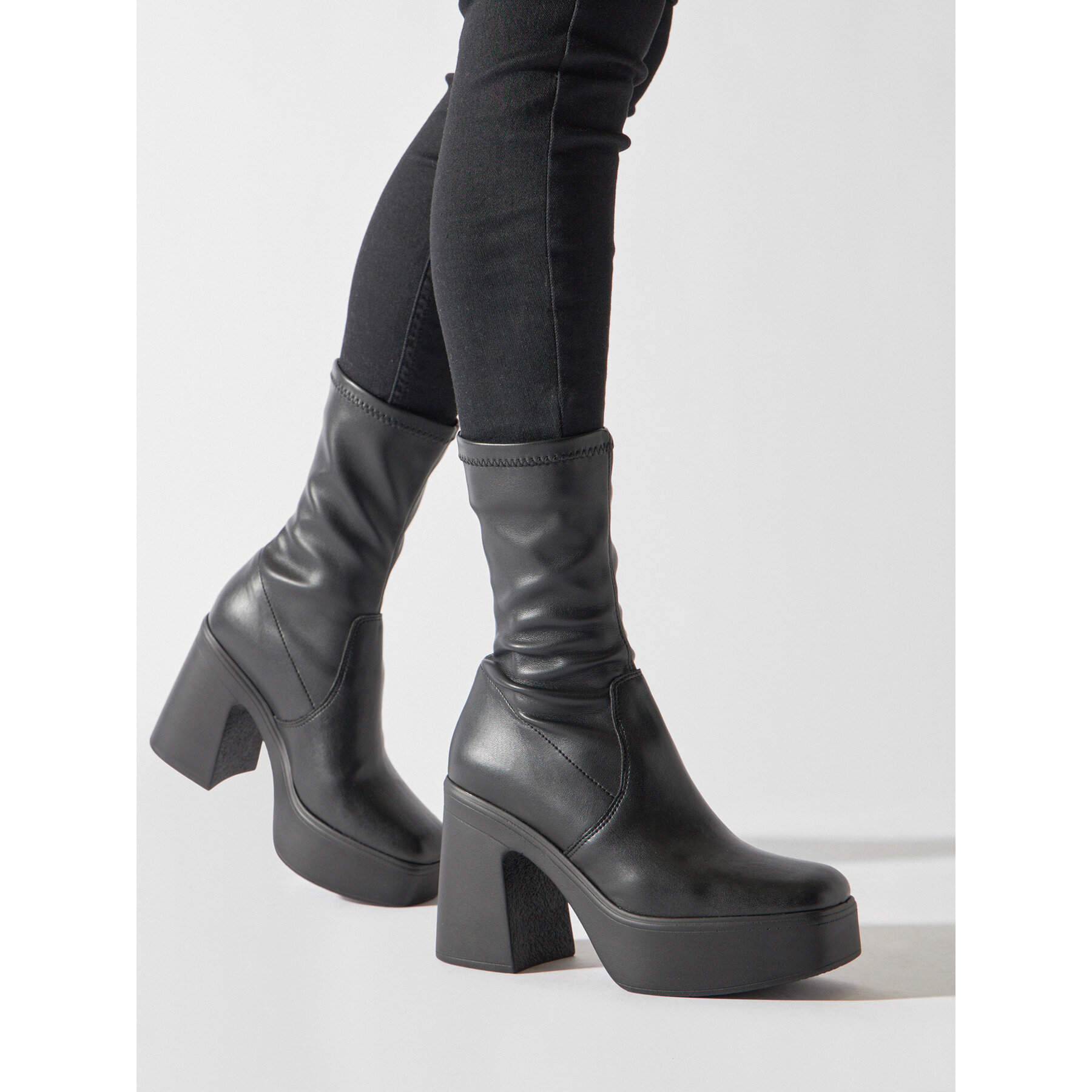 Botine Steve Madden Low Phoenix SM11002629 SM11002629-001 Negru