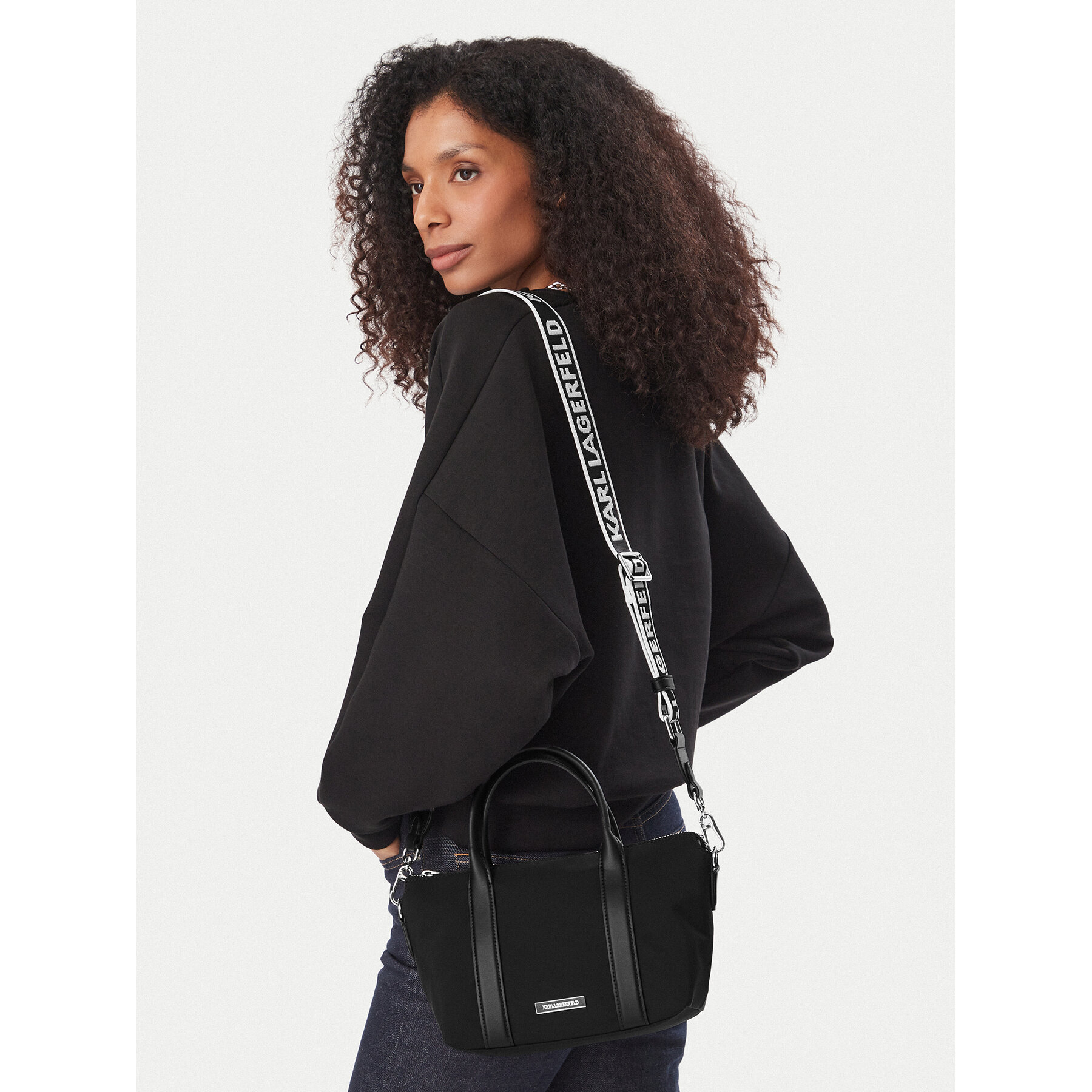 Torbica KARL LAGERFELD B4W30308 Crna